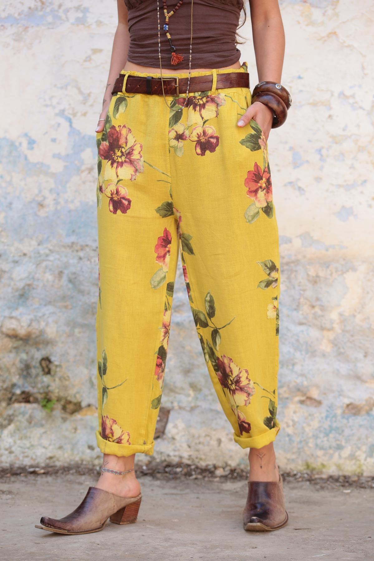  Sarı Çiçek Desenli Havuç Kesim Pantolon