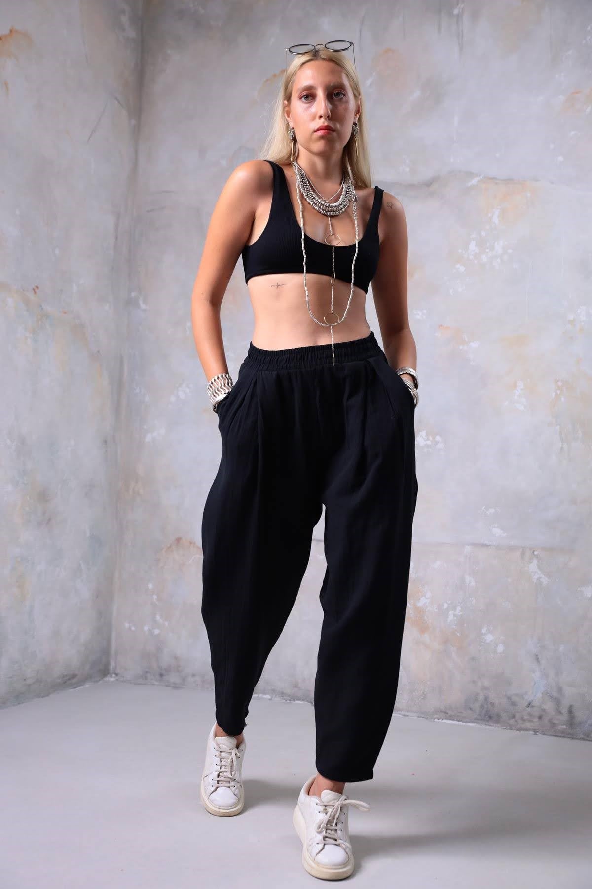 Siyah Beli Lastikli Piliseli Pantolon - Şaman Butik Siyah Beli Lastikli Piliseli Pantolon