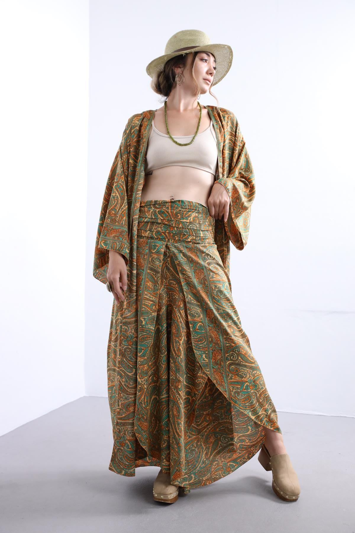  Turuncu Drapeli Önü Kapaklı İpek Pantolon