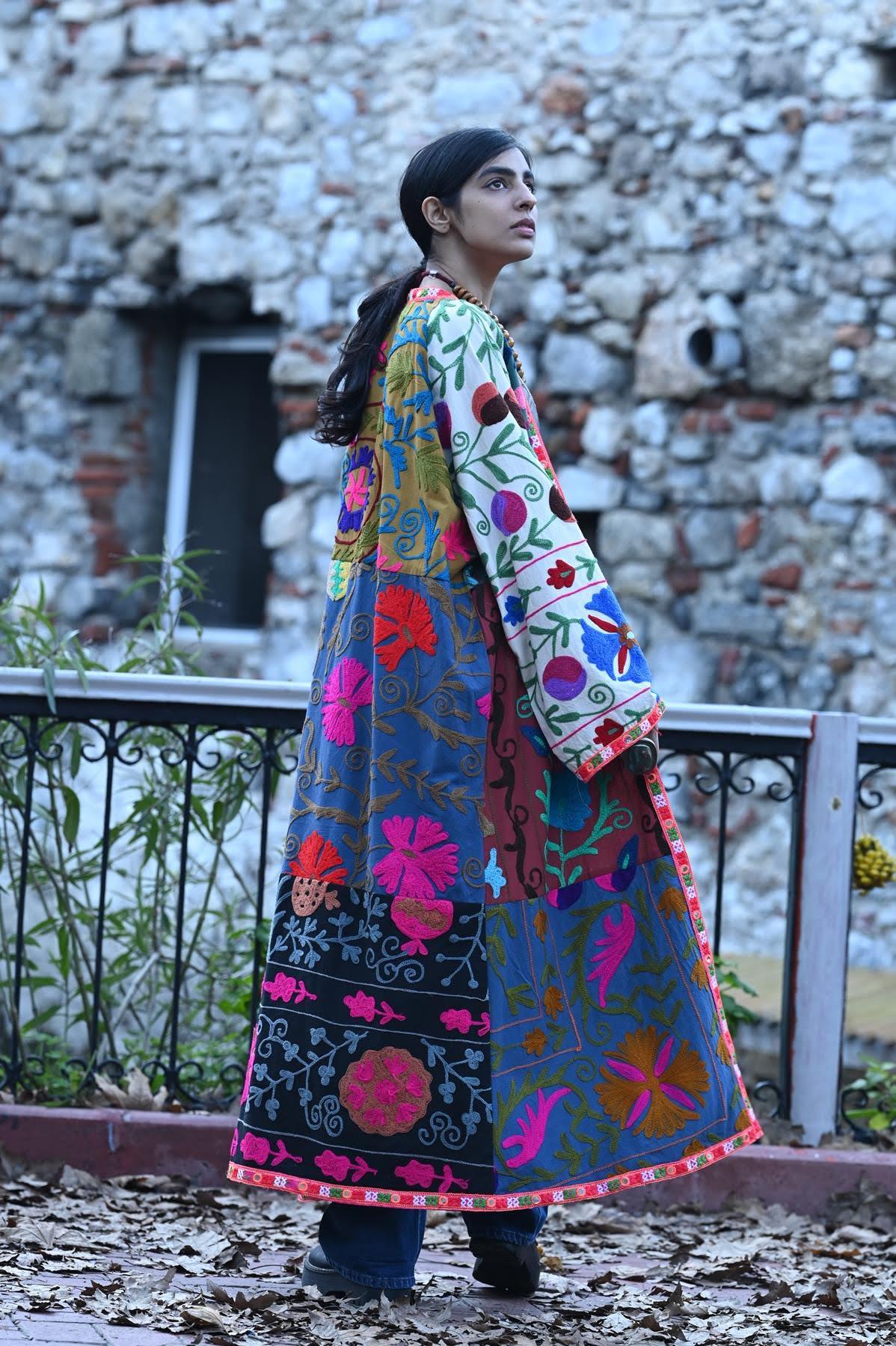 Renkli Ayna Detaylı Tasarım Suzani Patchwork Kaftan