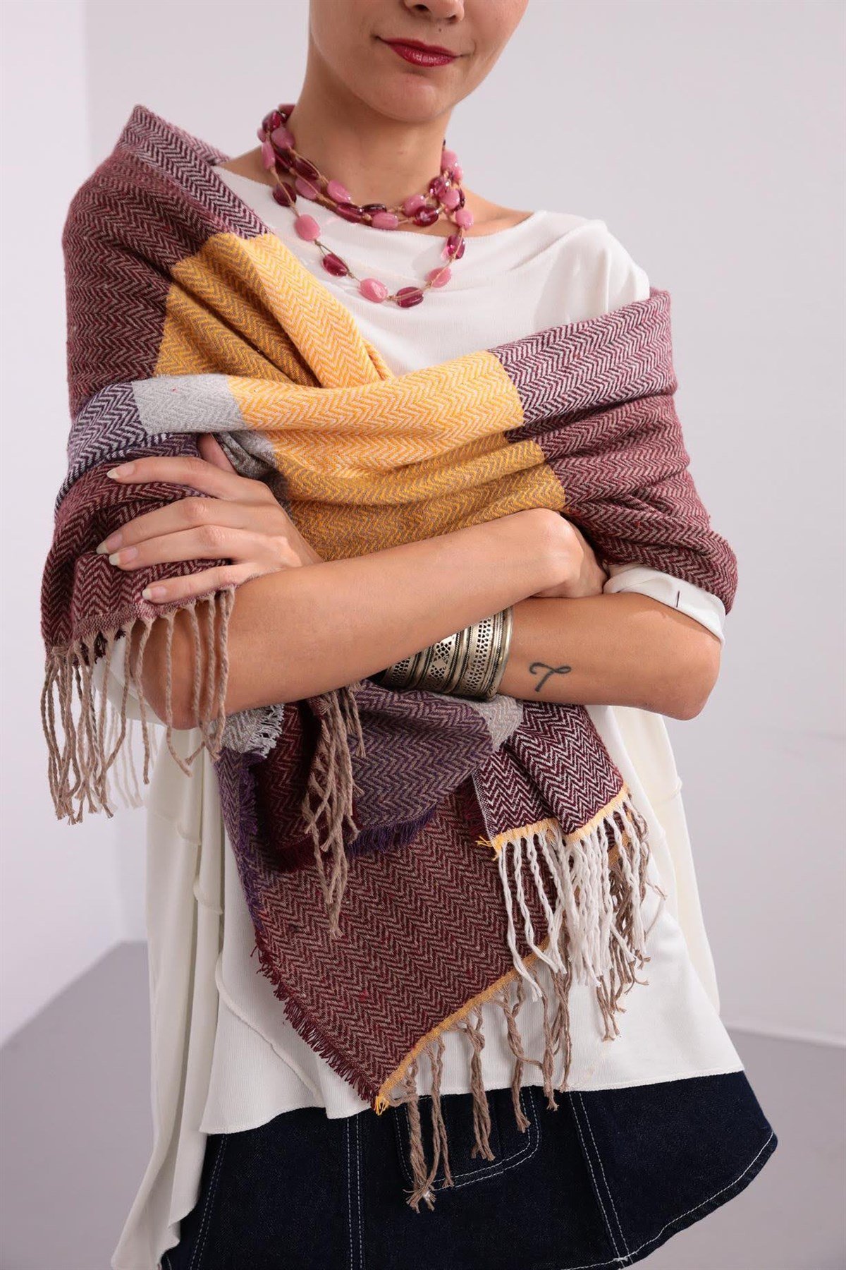  Renkli Desenli Saçaklı Şal