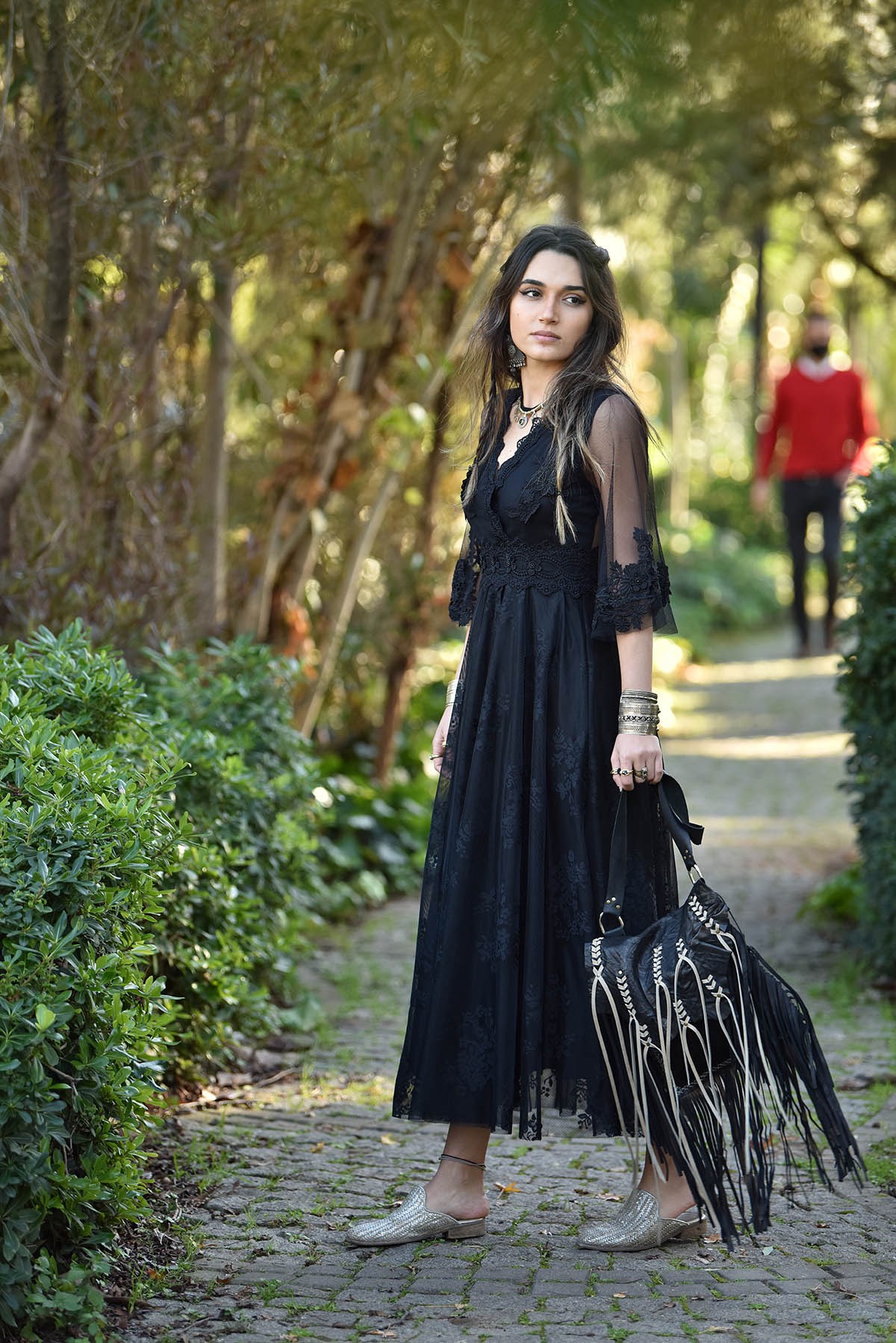 Siyah Yakası Dantel Çiçek Detaylı Şık Elbise - Şaman Butik - Bohem Giyim ve  Aksesuar | Kadın & Erkek