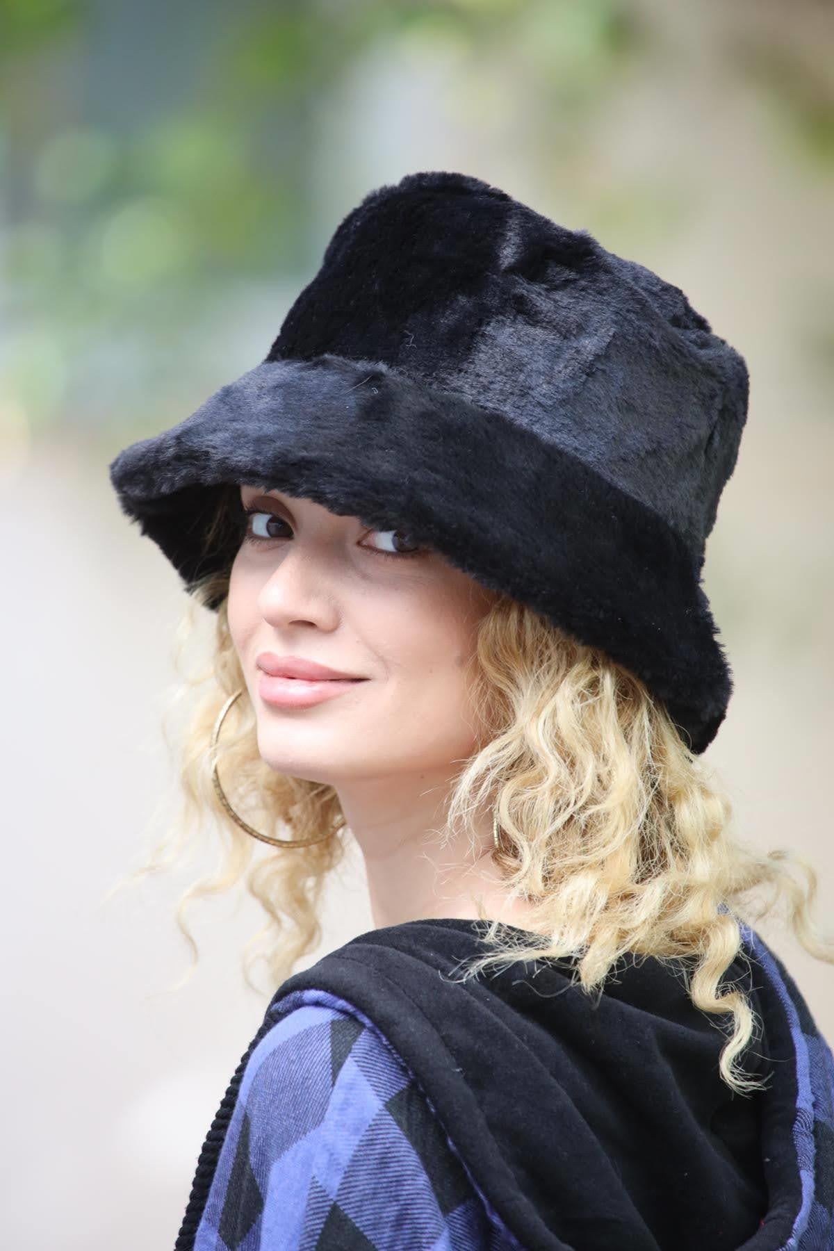 Siyah Peluş Bucket Şapka