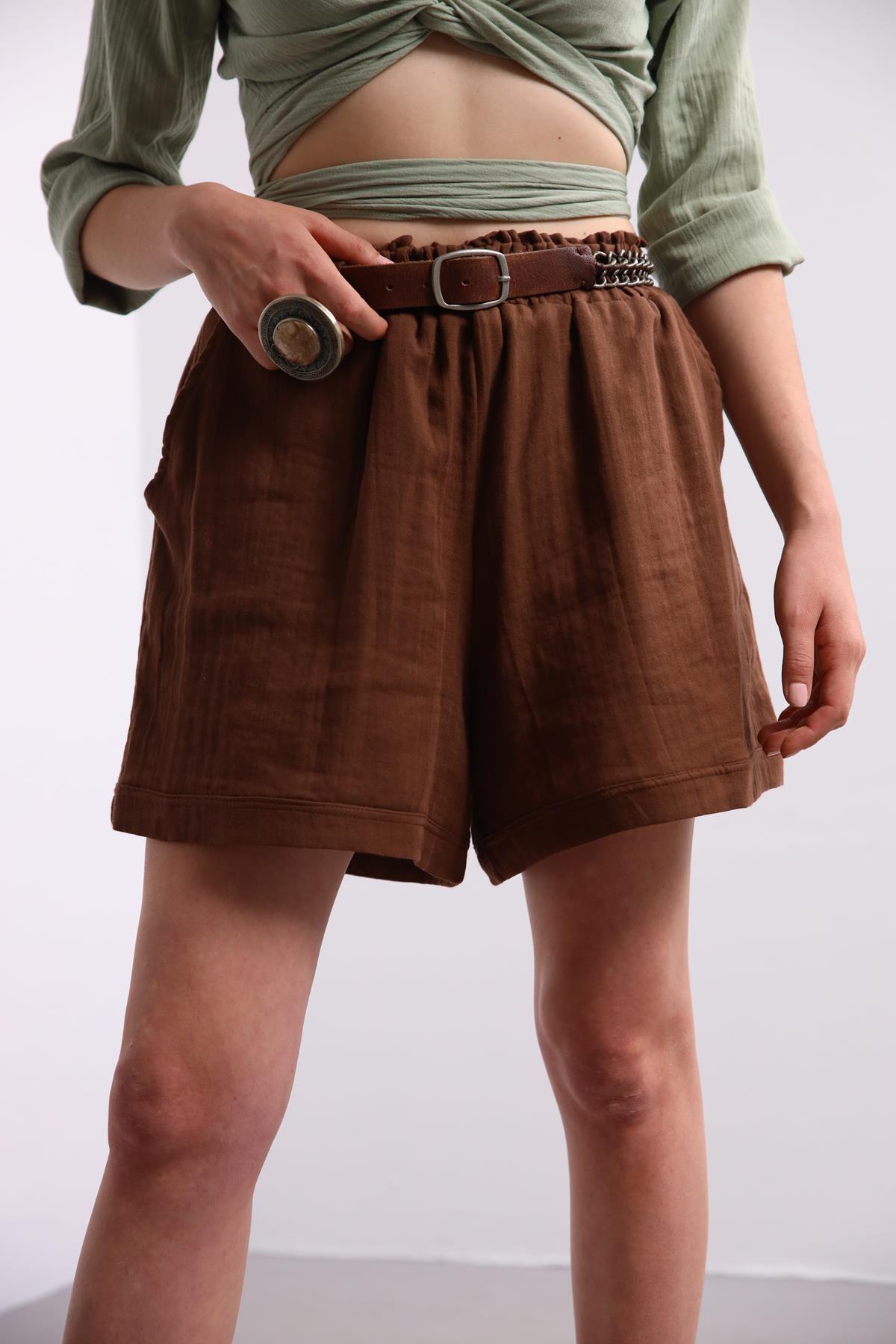  Kahverengi Beli Lastikli Şort