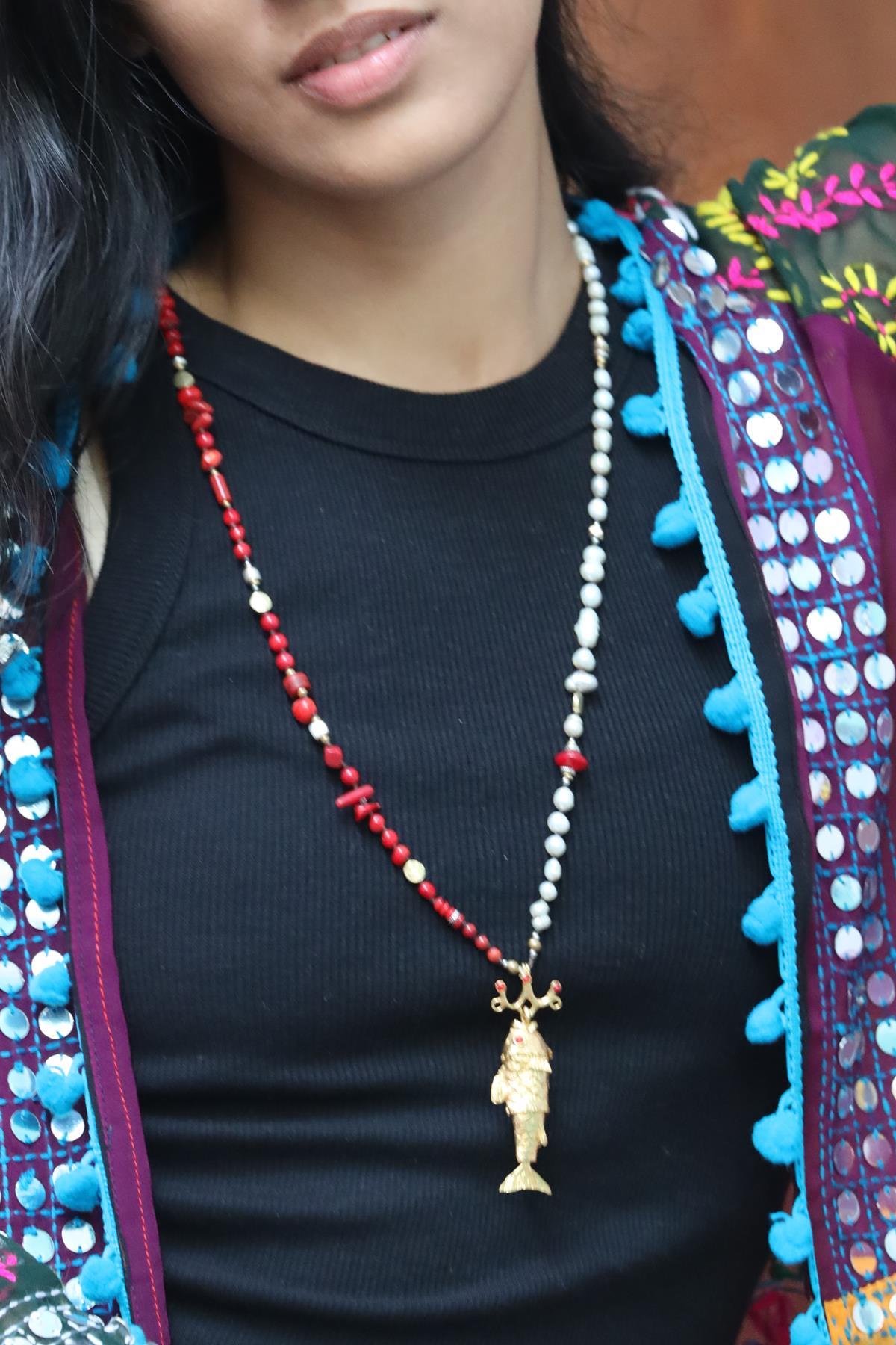 Su İncisi Balıklı Mercan Kolye