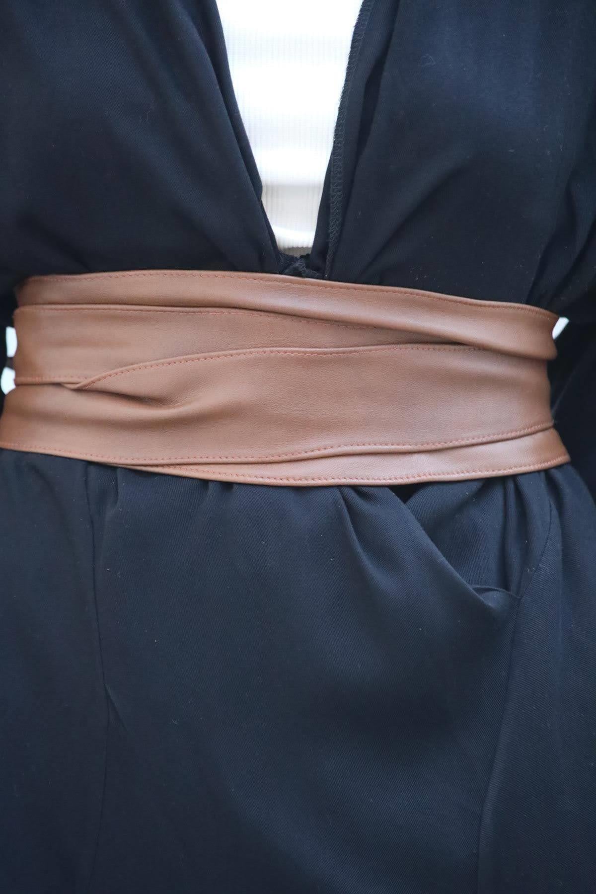 Taba Bağlamalı Deri Kemer