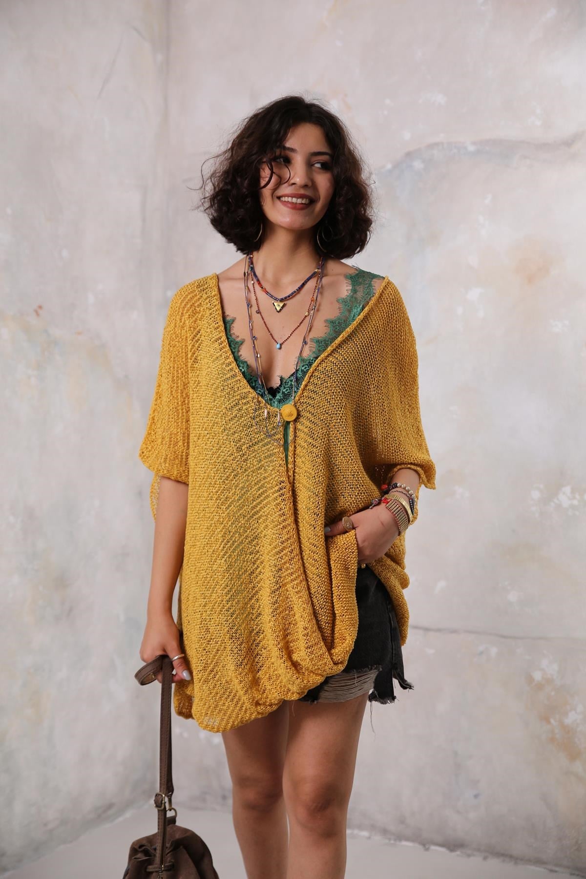  Sarı Tek Düğme Judith Merserize Tunik