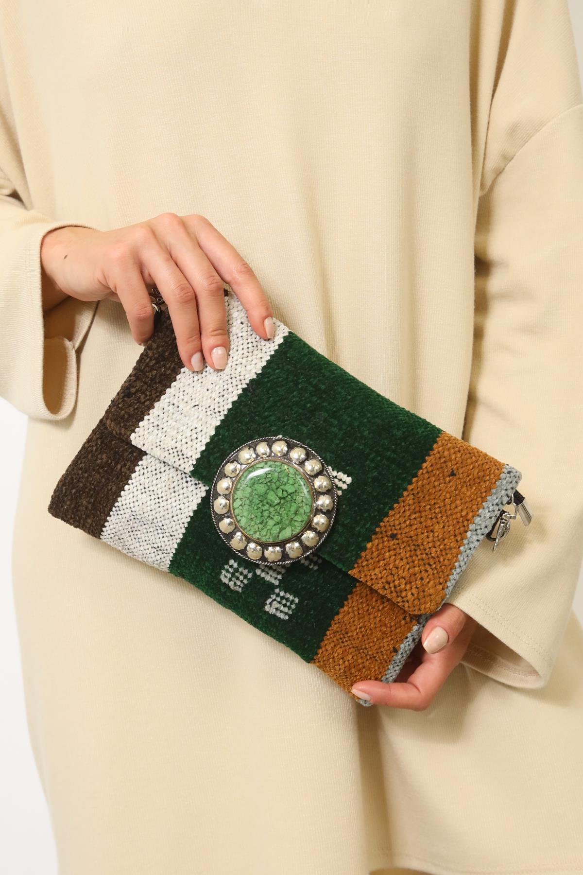 Yeşil Kilim Dokuma Taşlı Çanta