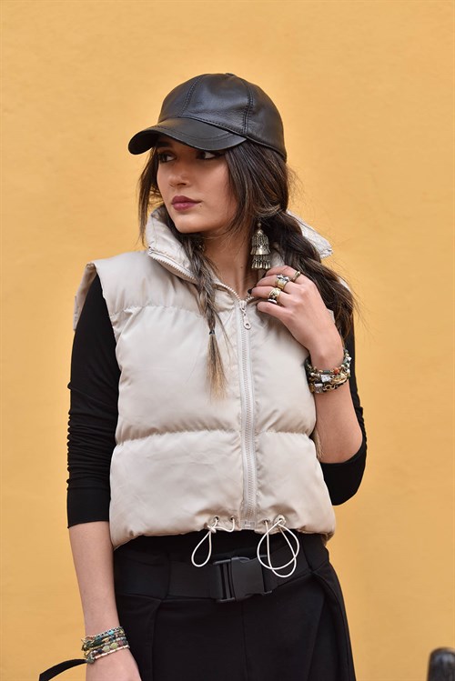 Black Cropped Puffer Vest - Saman Butik