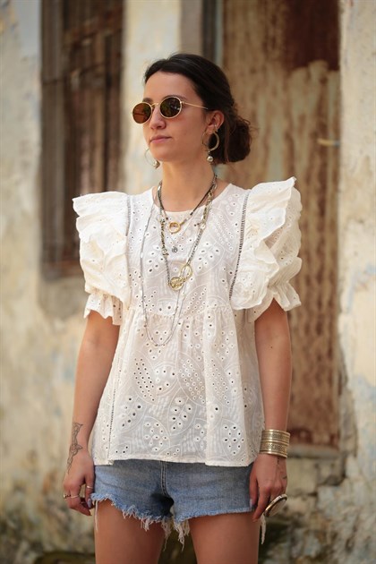 Beyaz Yakası Fırfırlı Güpür Dantelli Bluz - Şaman Butik - Bohem Giyim ve  Aksesuar | Kadın & Erkek