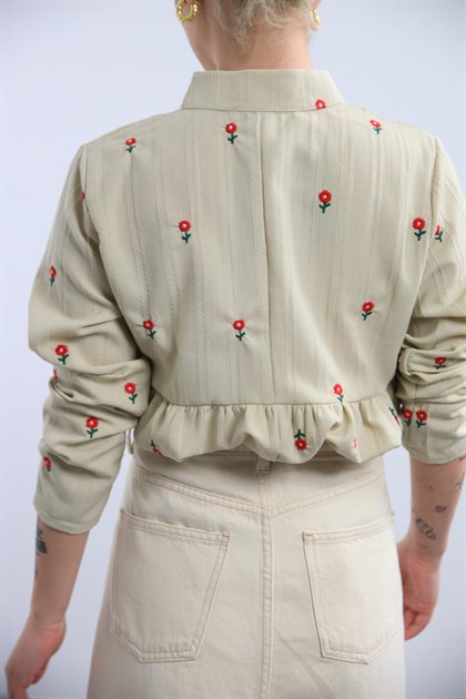 Vizon Çiçek İşlemeli Desenli Yarım Düğmeli Bluz - Şaman Butik Vizon Çiçek İşlemeli Desenli Yarım Düğmeli Bluz
