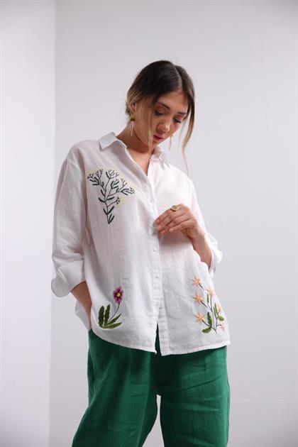 Beyaz Çiçek İşlemeli Gömlek - Şaman Butik - Bohem Giyim ve Aksesuar | Kadın & Erkek Beyaz Çiçek İşlemeli Gömlek