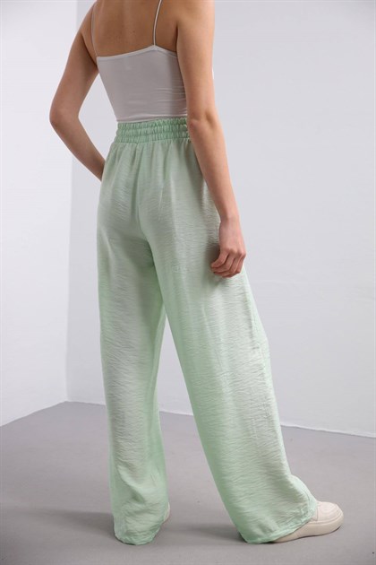 Mint Yeşili Beli Lastikli Salaş Pantolon - Şaman Butik Mint Yeşili Beli Lastikli Salaş Pantolon