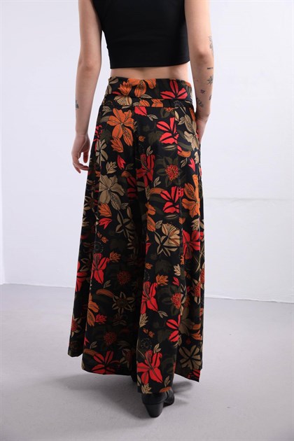 Siyah Çiçek Desenli Pantolon - Şaman Butik - Bohem Giyim ve Aksesuar | Kadın & Erkek Siyah Çiçek Desenli Pantolon