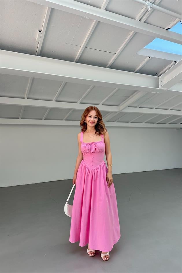 Büzgü Göğüs Detaylı Midi Elbise Pembe