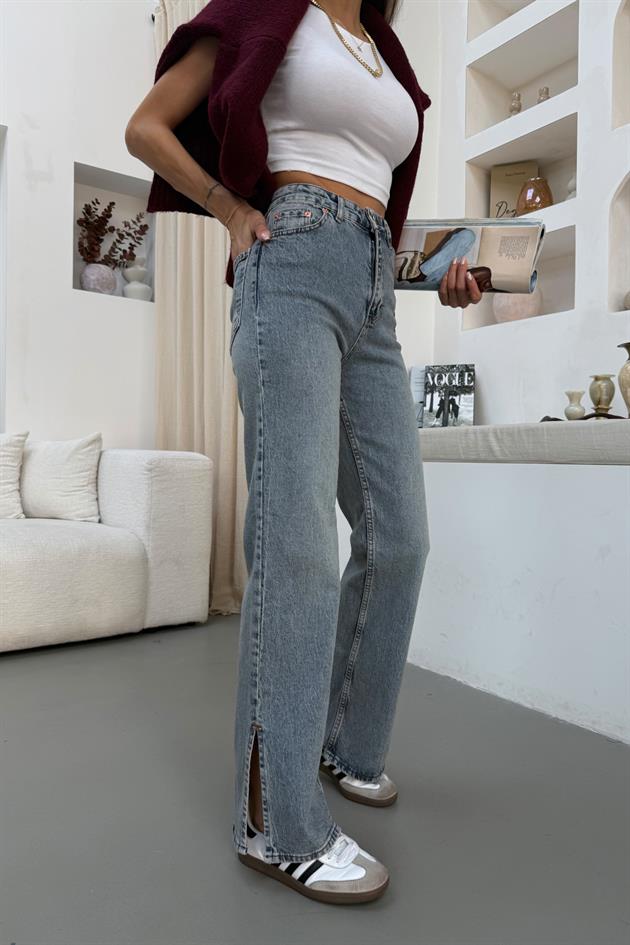 Paça Detaylı Jean Mavi