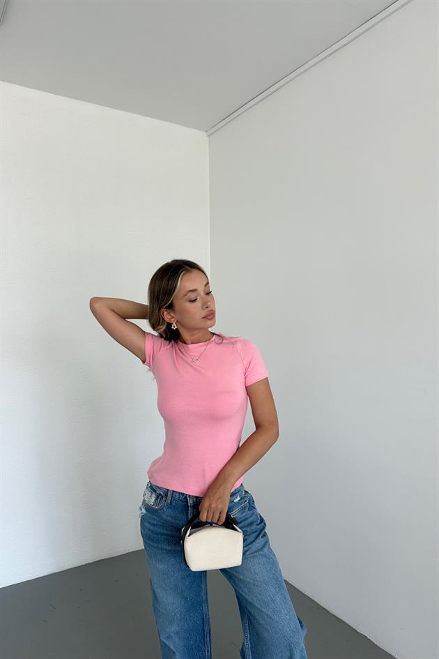 Oval Kesim Basıc Tshırt Şeker Pembe
