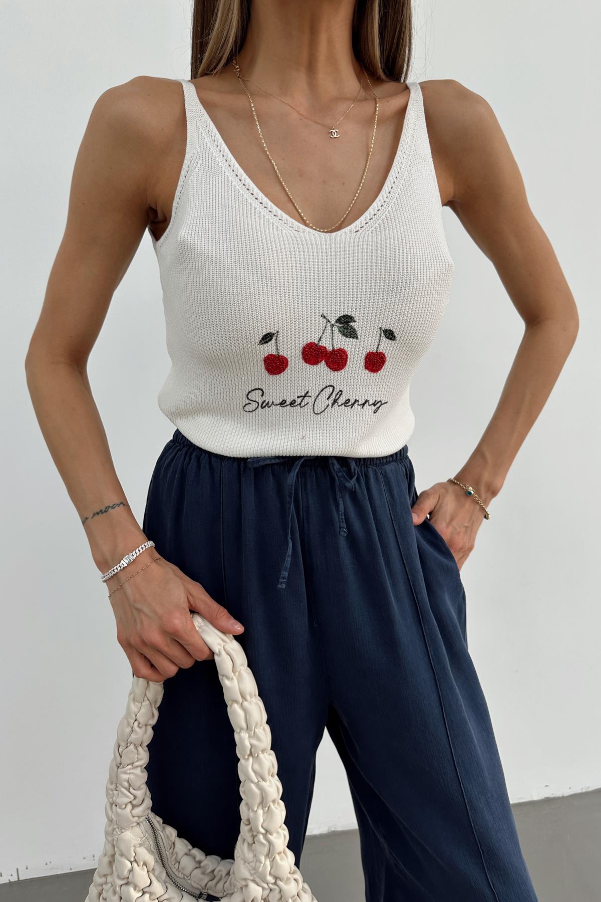 Cherry Triko Atlet Ekru