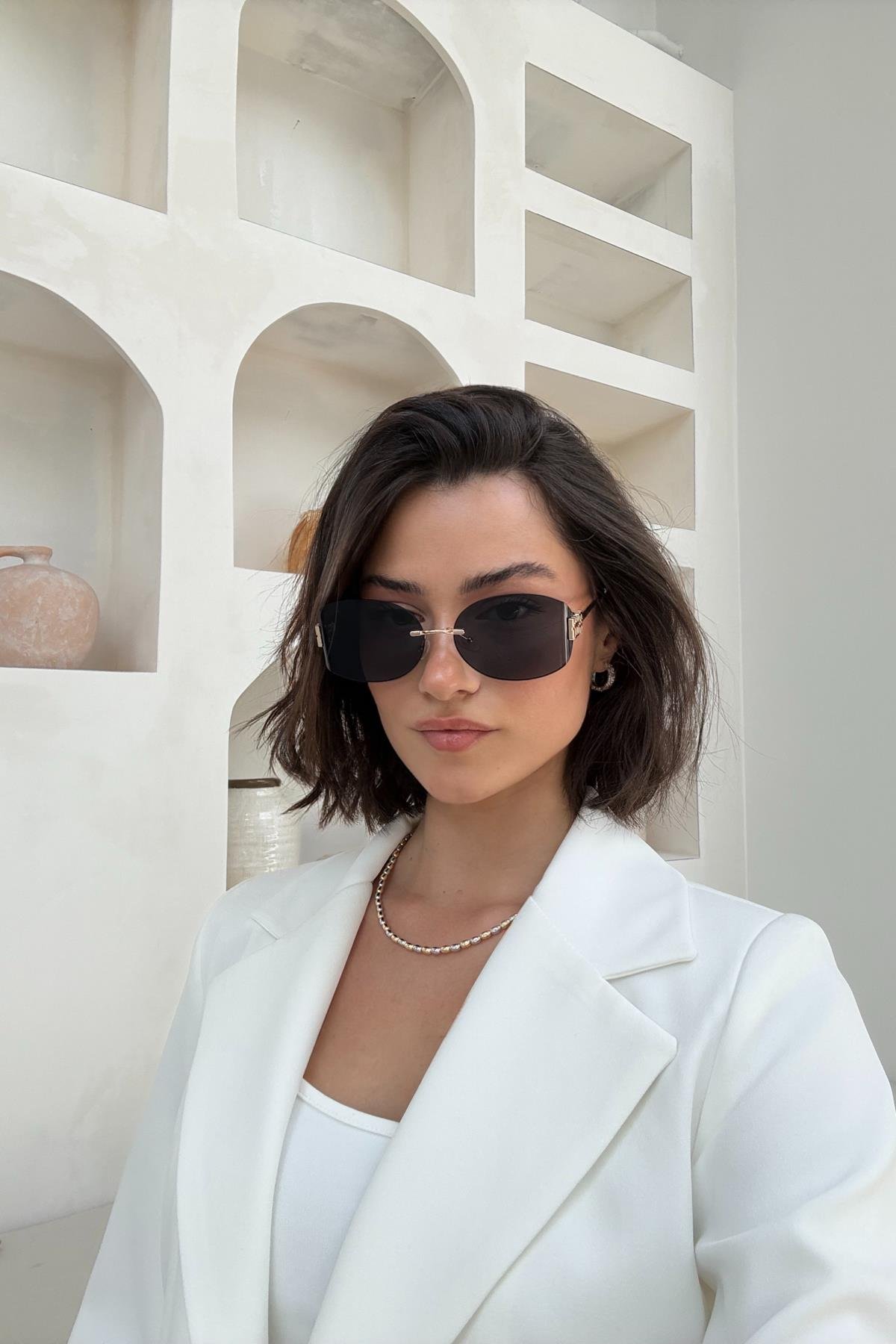 Miu Miu RunWay Gözlük Siyah