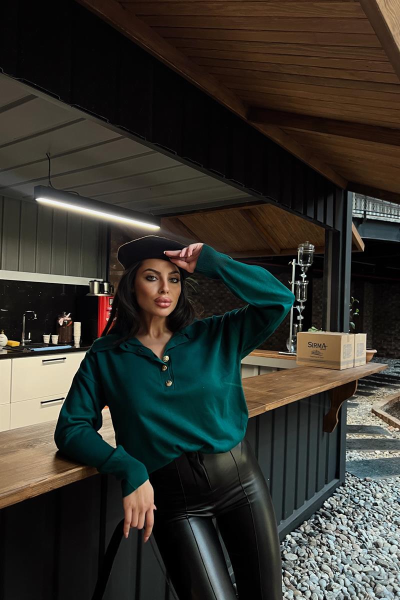 Gold Düğme Triko Kazak Zümrüt Yeşili