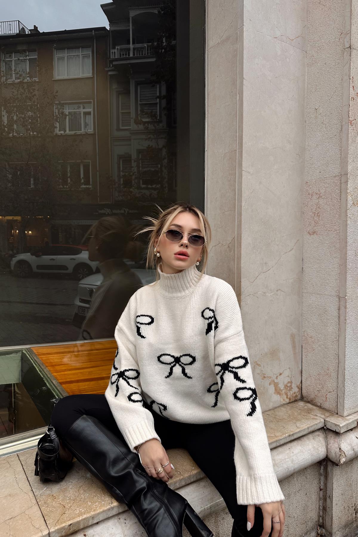 Yarım Balıkçı Triko Kazak Krem