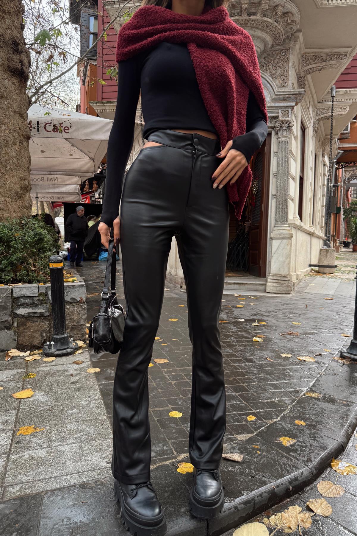 Bel Detaylı Deri Pantolon Siyah