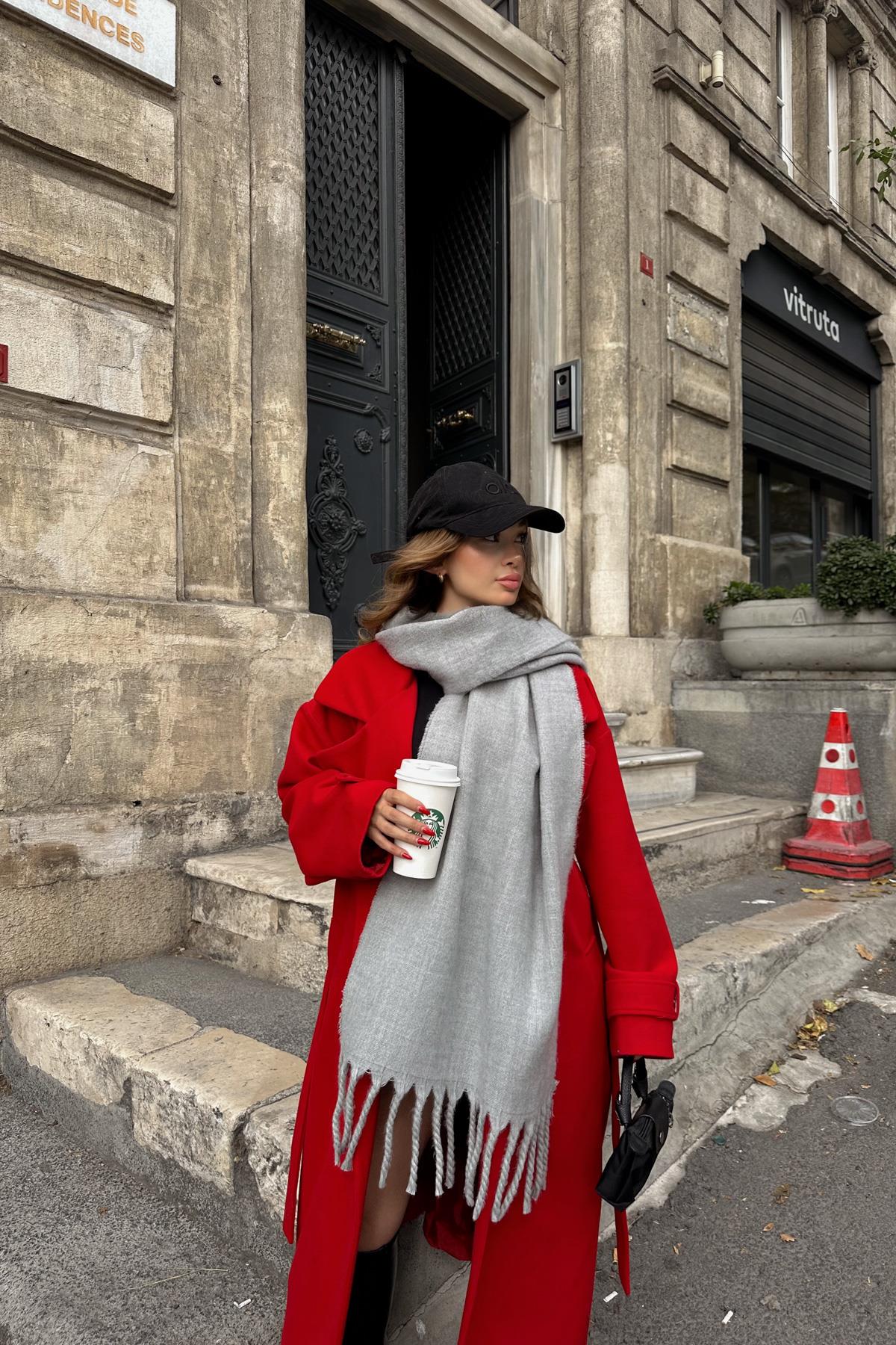 Püsküllü Şal Atkı Gri