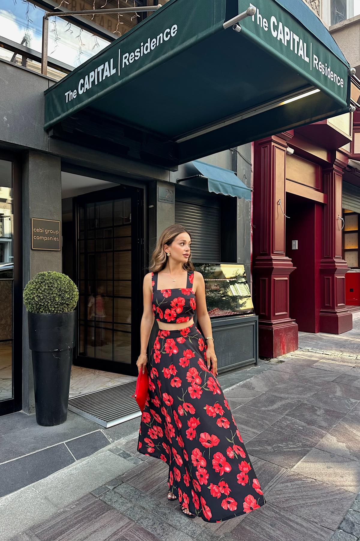 Çiçek Desen Crop Etek Takım Siyah