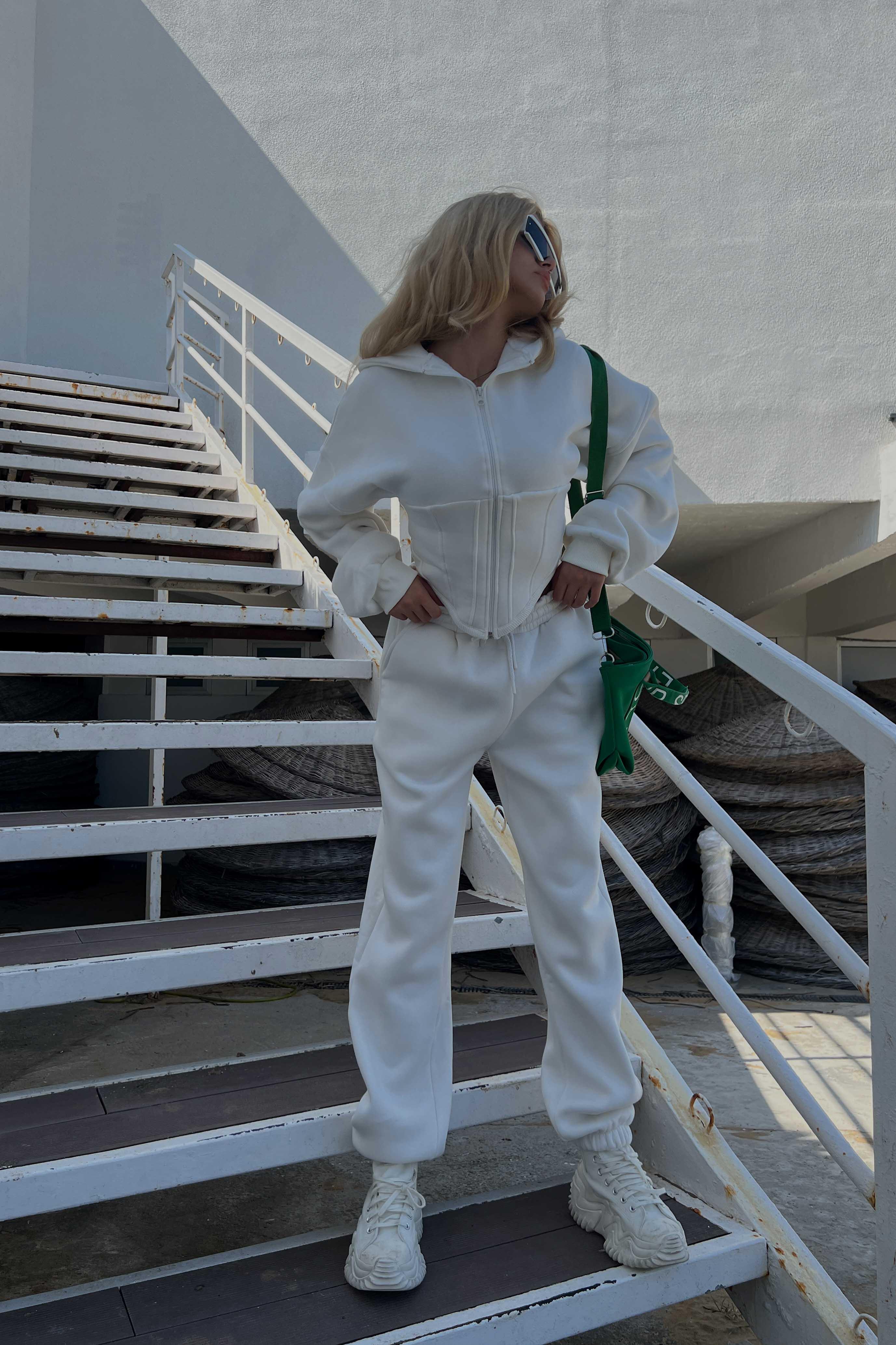 Korsaj Detay Eşofman Takım Beyaz