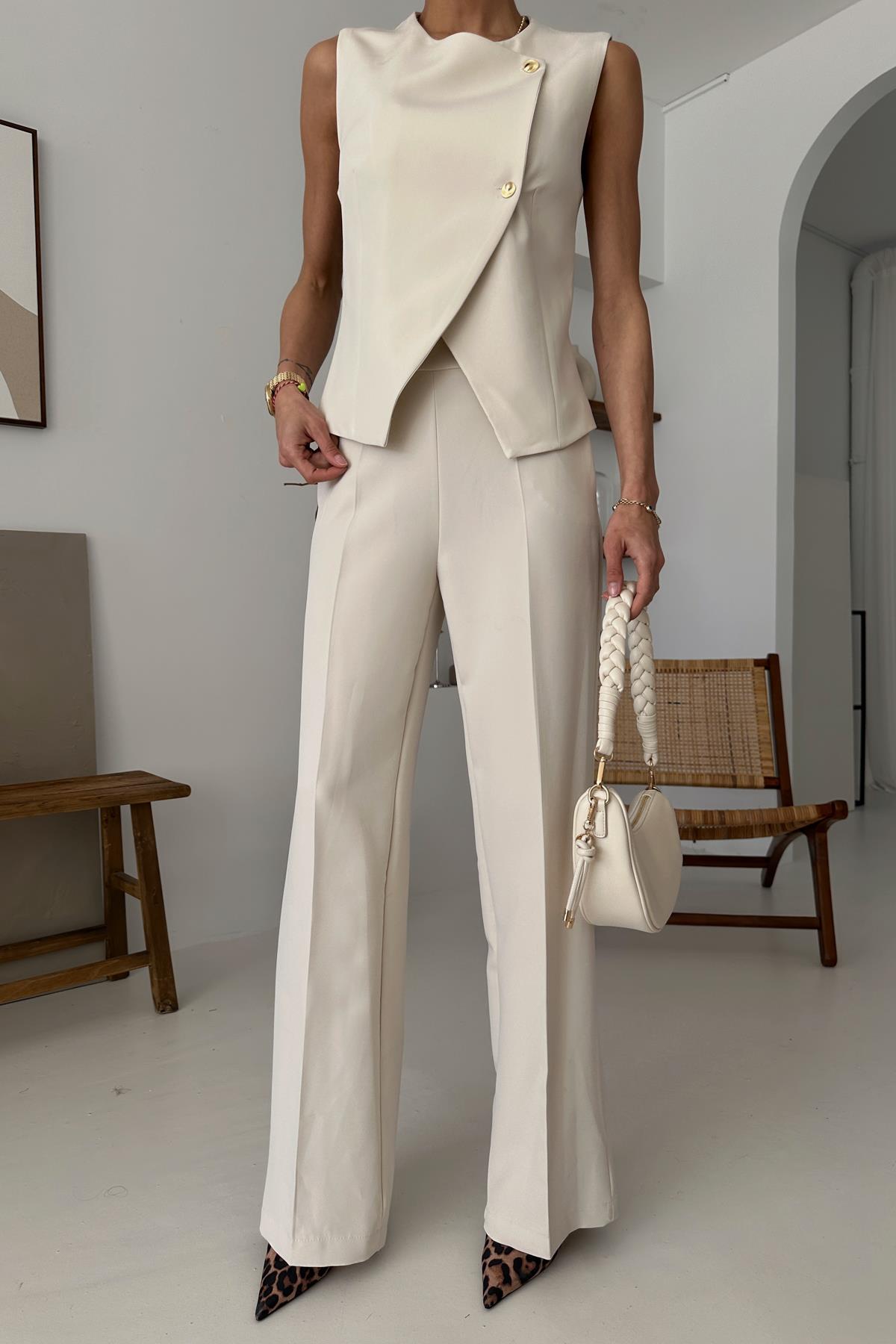 Premium Yelekli Takım Krem