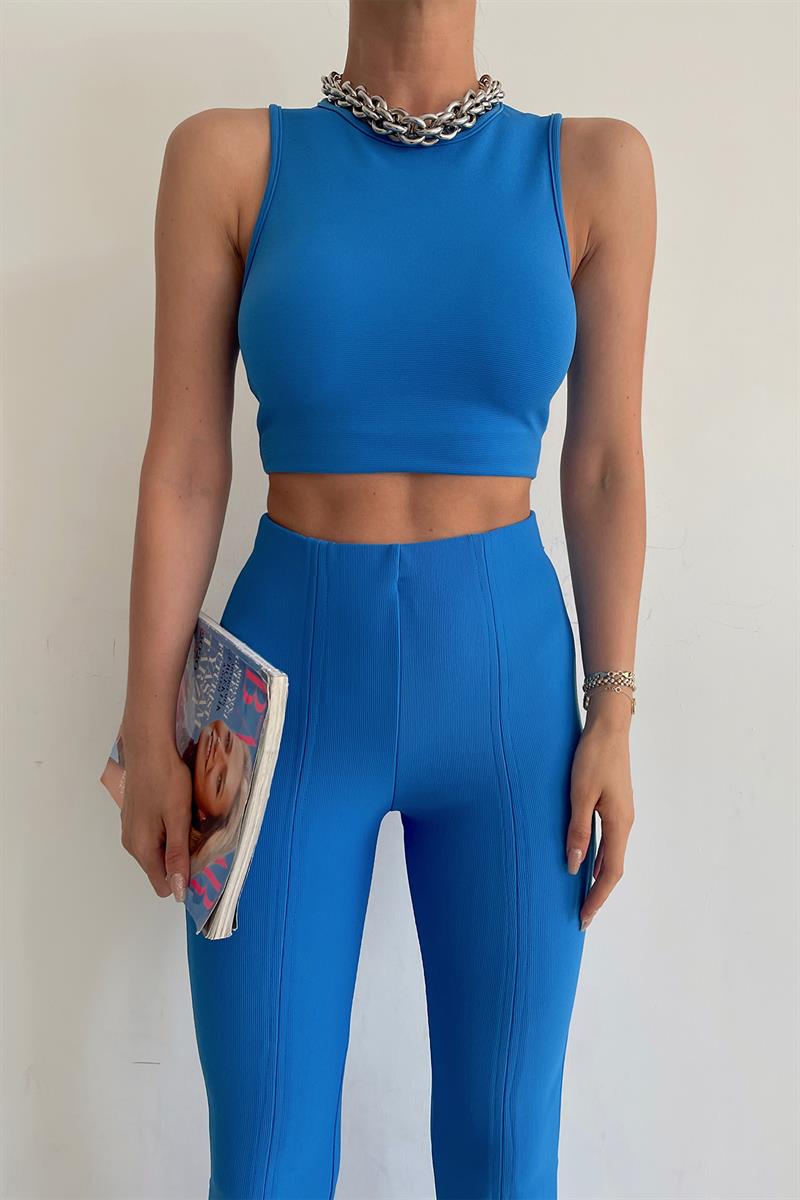 Halter Yaka Top Saks Mavisi · 3