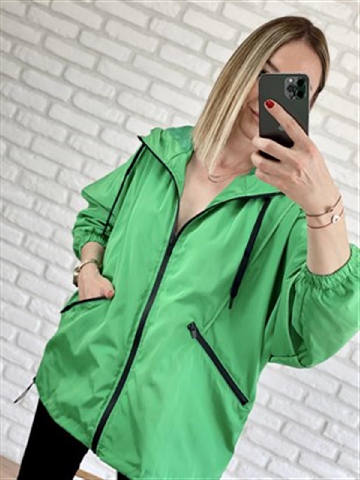 D89588 FERMUARLI TRENÇKOT YEŞİL