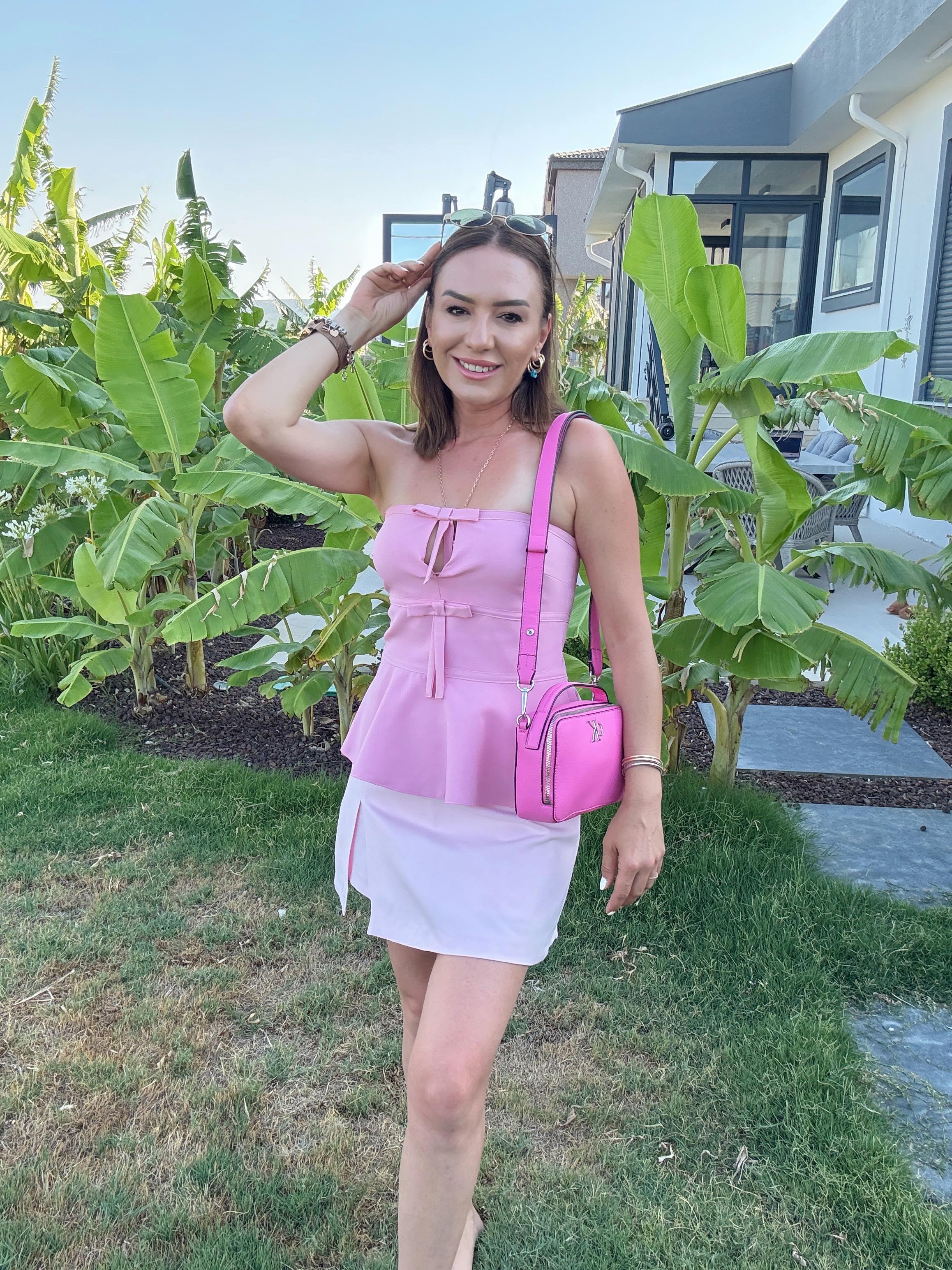 Fiyonk Detaylı Straplez Bluz PEMBE