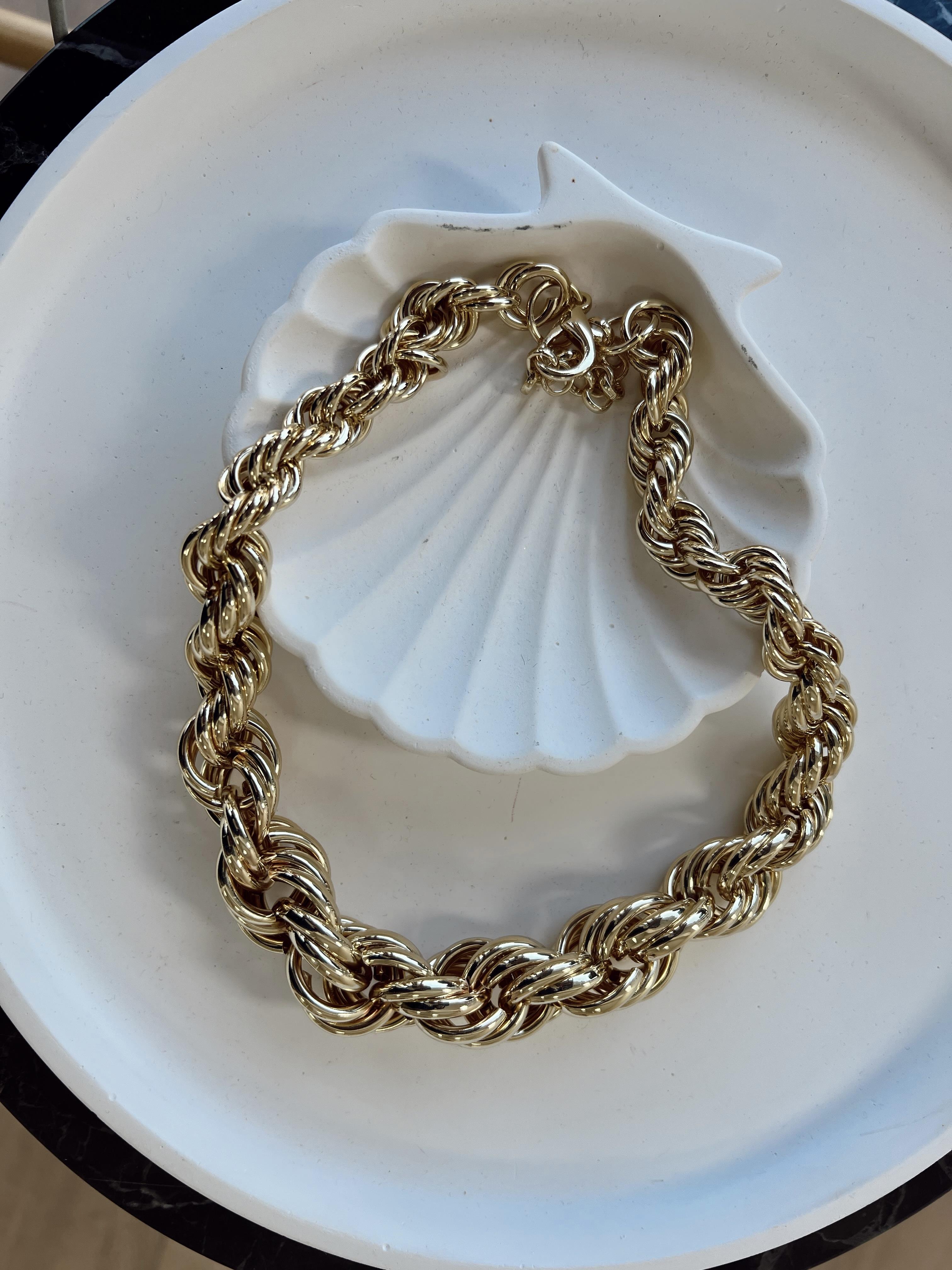 Kalın Burgulu Vintage Çelik Kolye GOLD