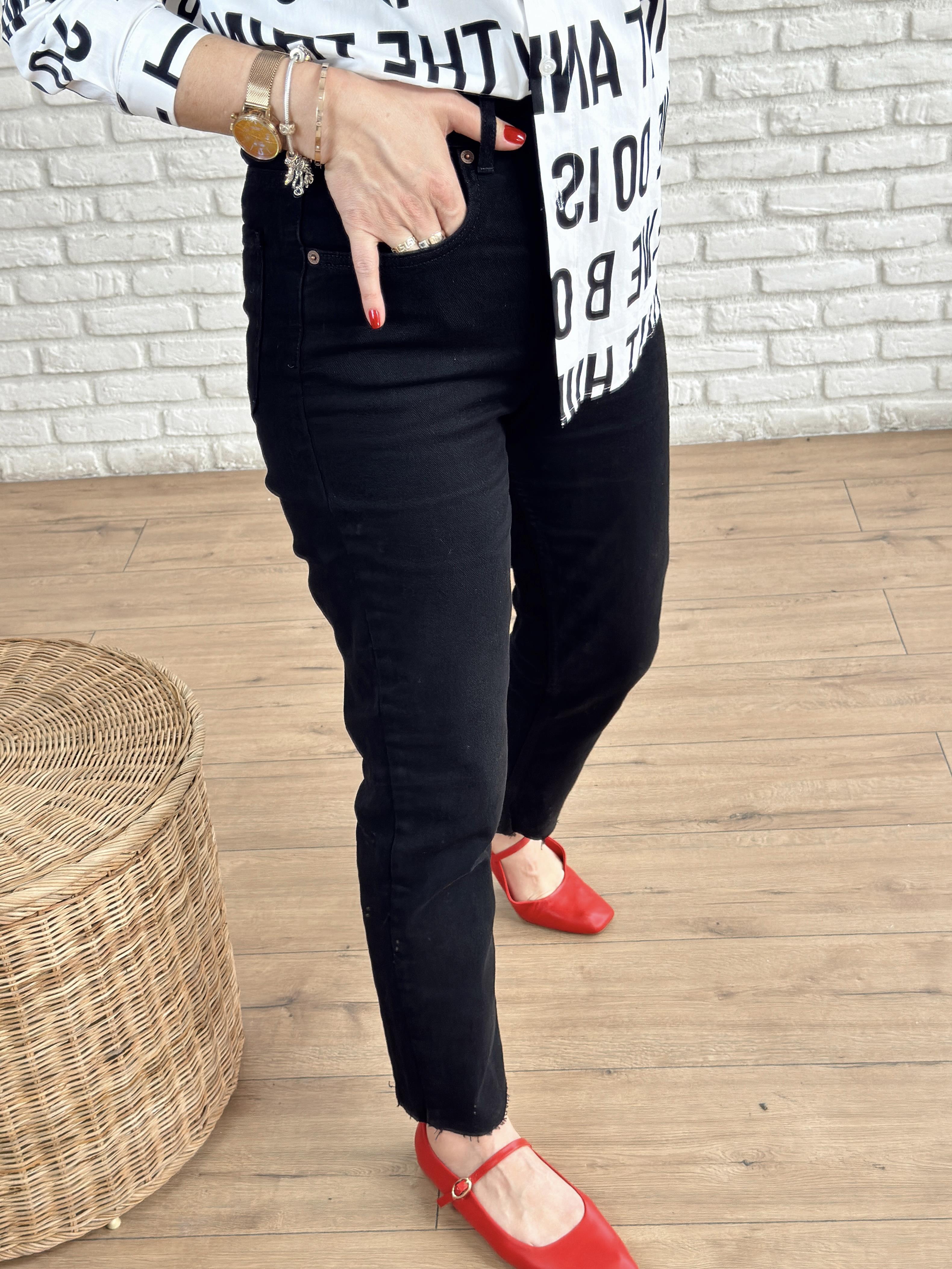 Lazer Kesim Boyfit Jean SİYAH