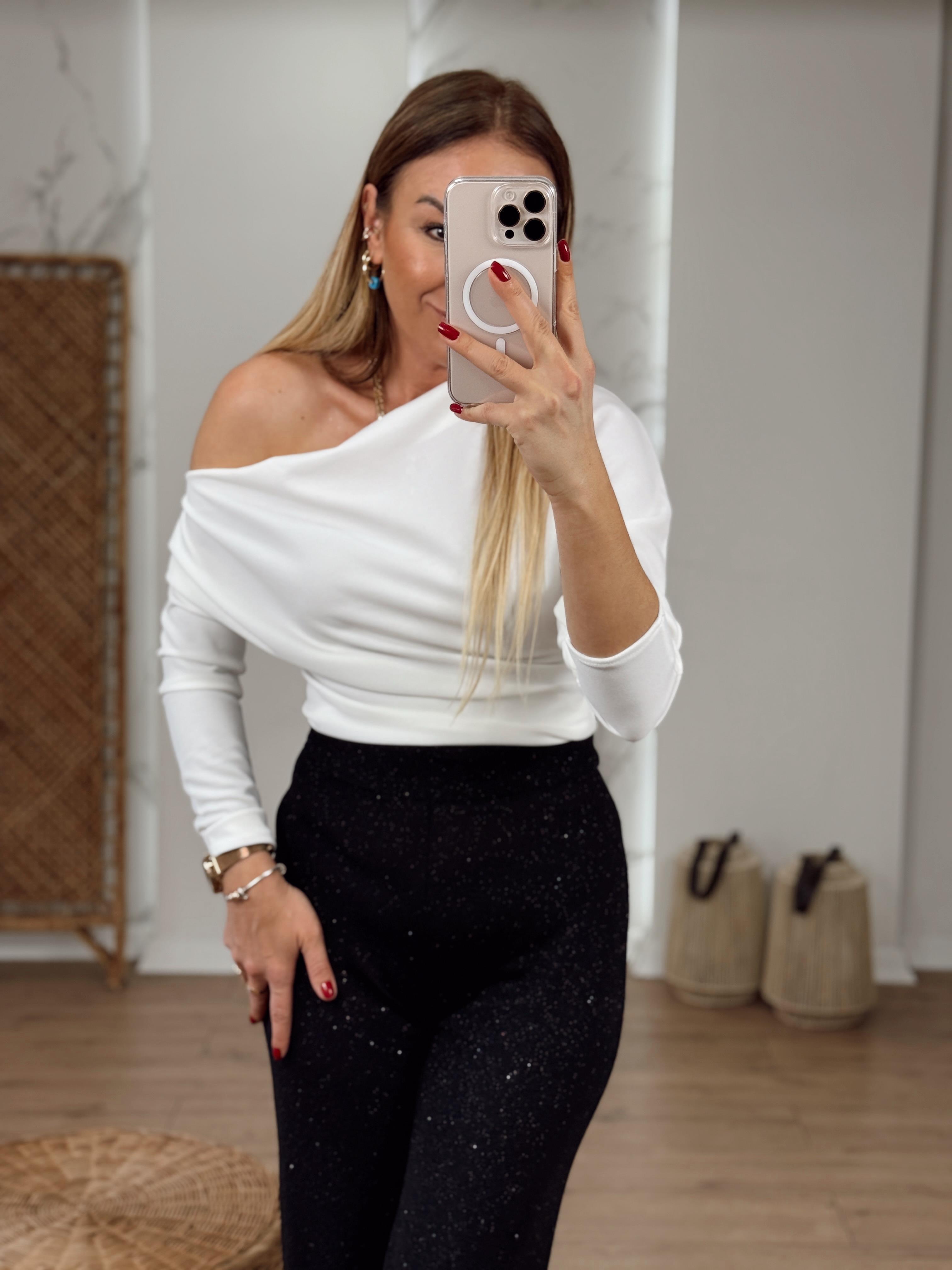 Omuzu Düşük Yanı Büzgülü Bluz EKRU