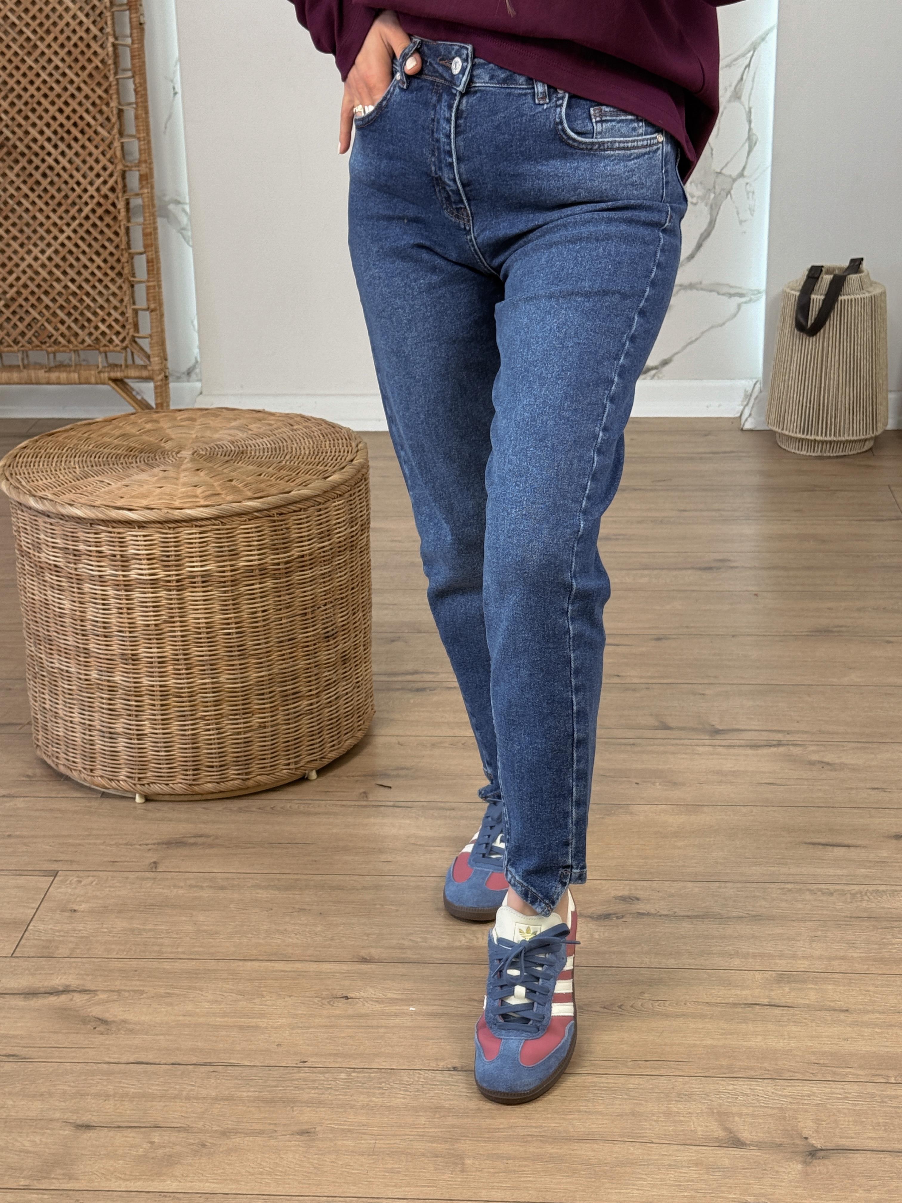 Paça Detaylı Mom Fit Jean MAVİ