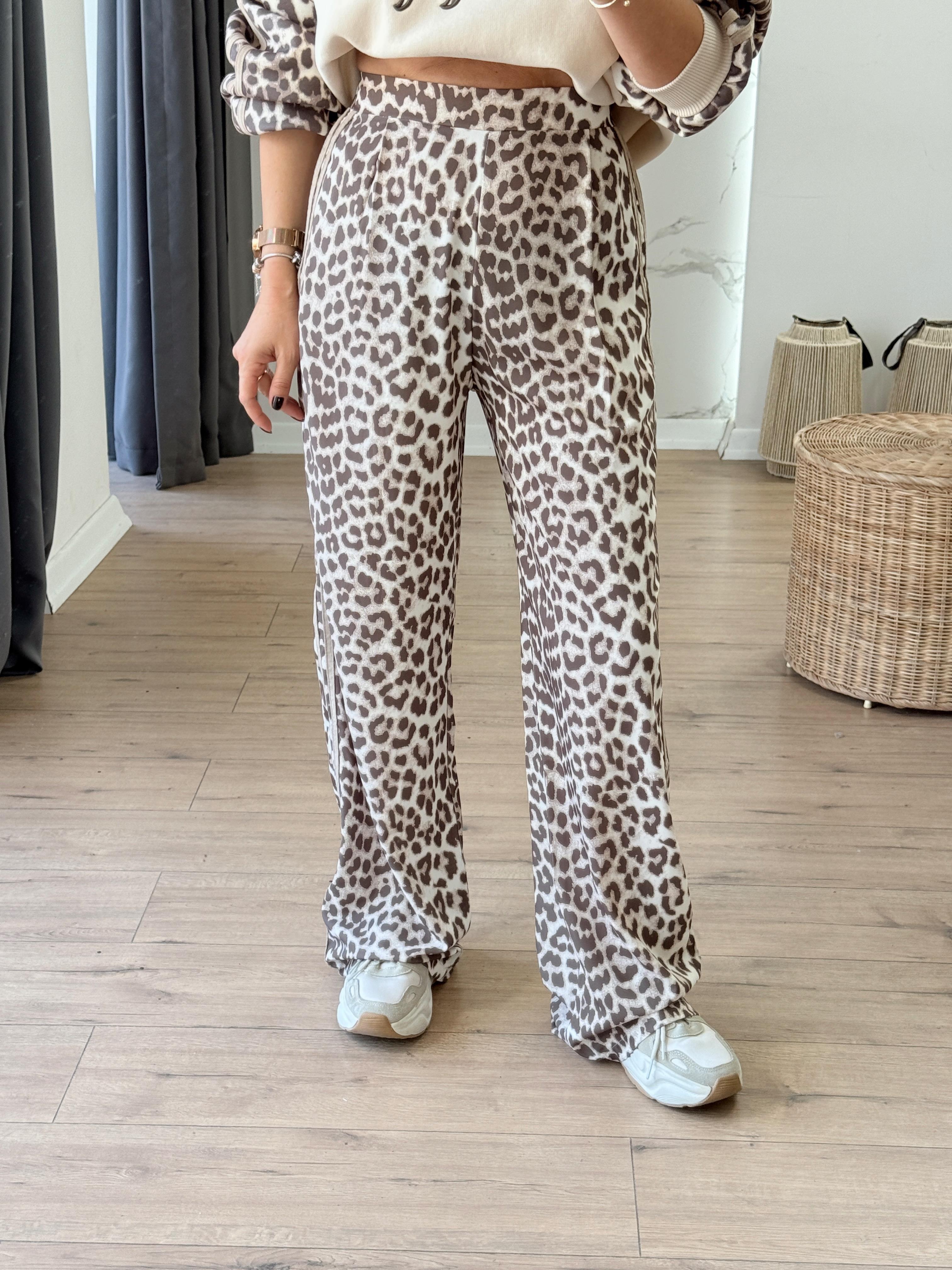Şerit Detaylı Leopar Desen Pantolon KAHVE