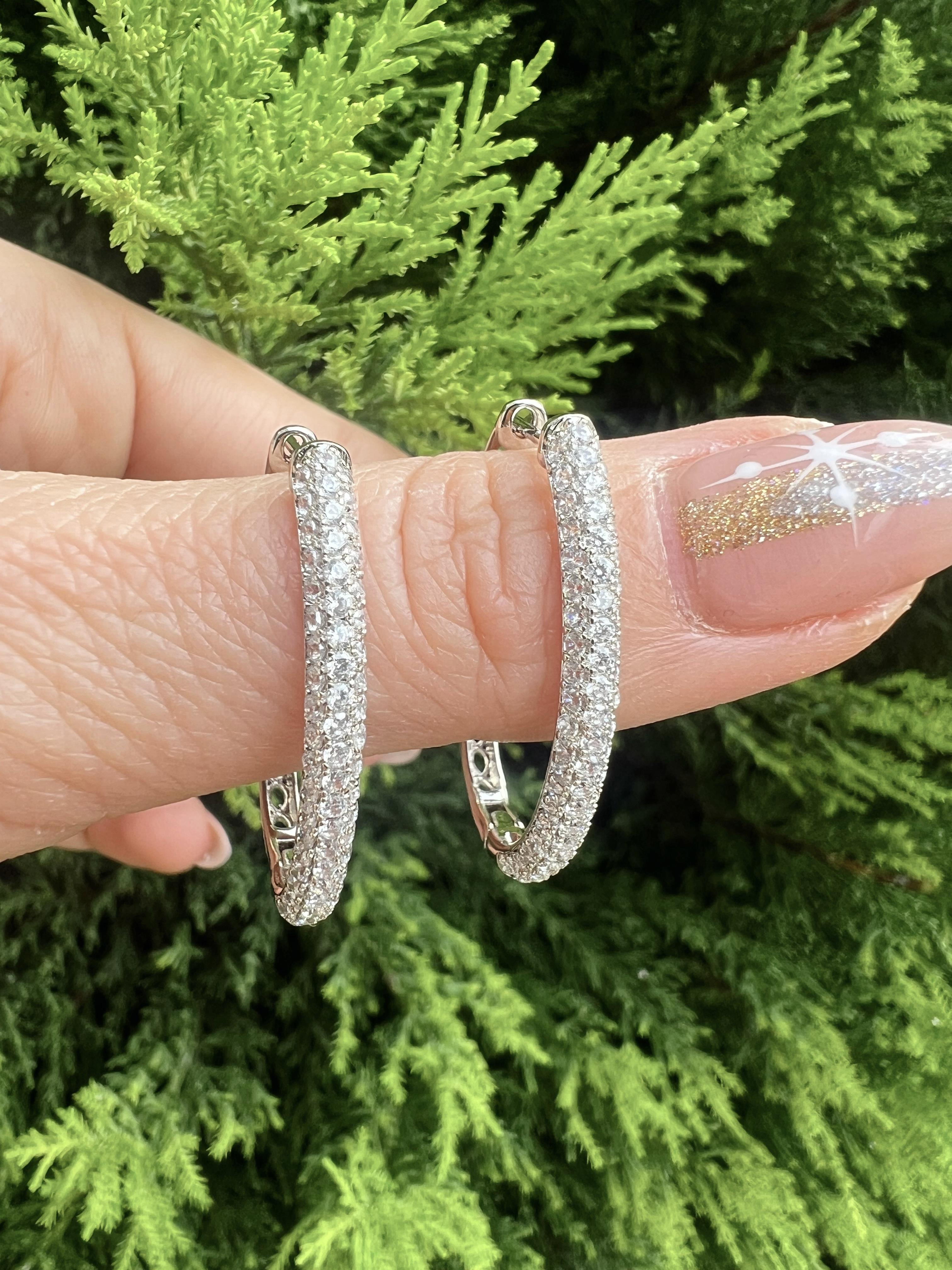 Zirkon Taşlı Oval Küpe SİLVER