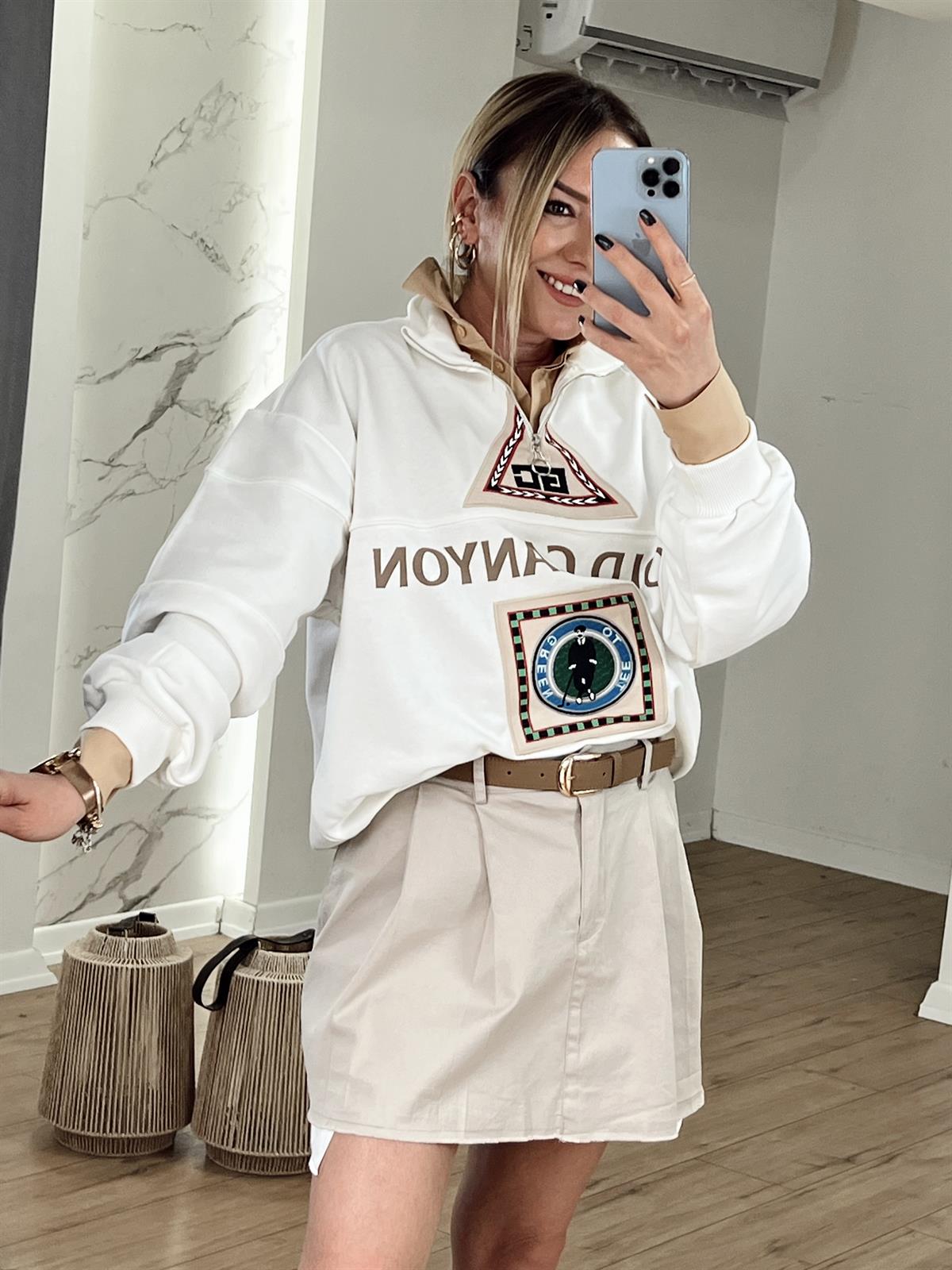 BASKI NAKIŞLI SWEAT EKRU