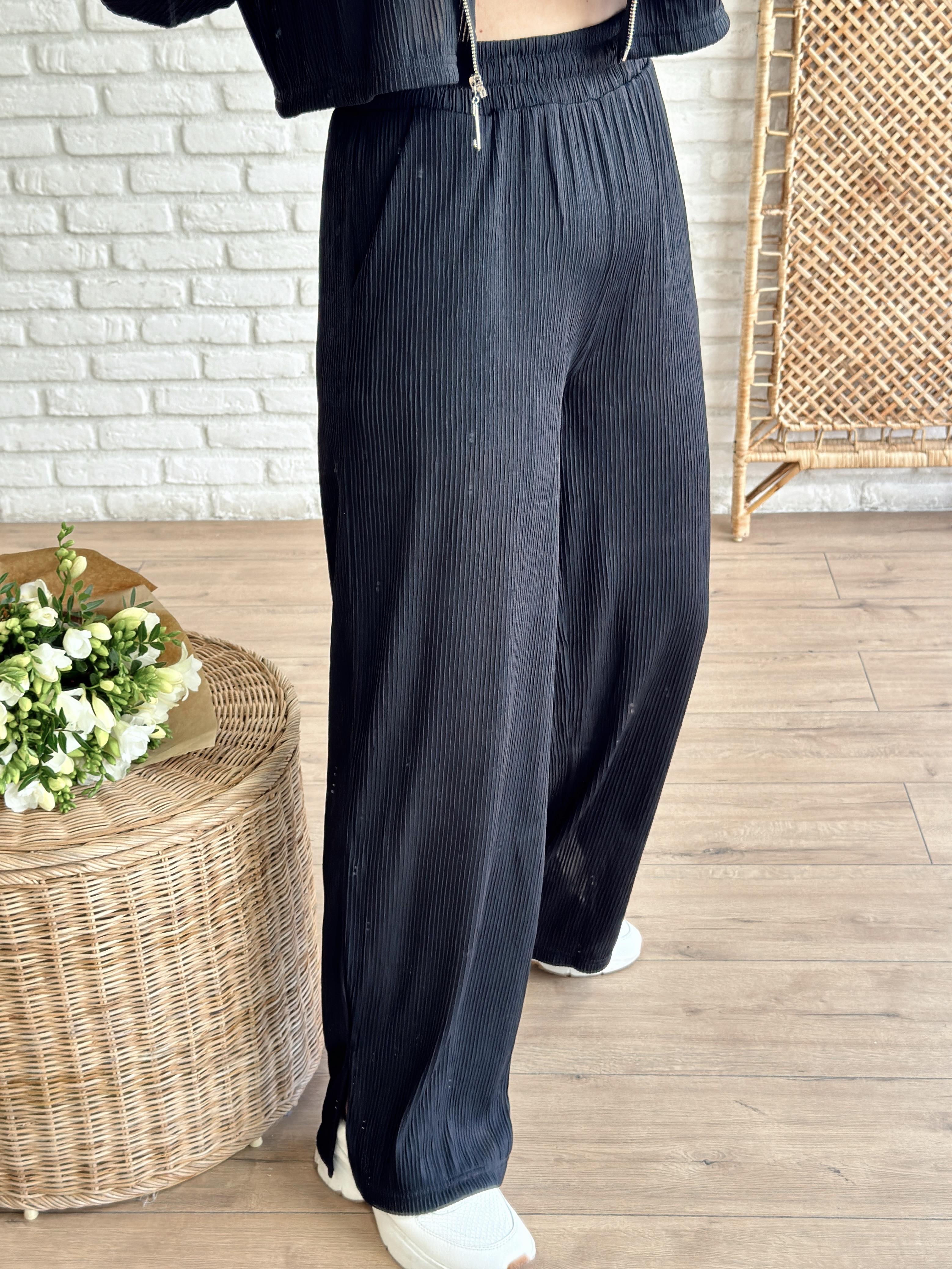 Büstiyerli Krinkıl Crop Takım SİYAH