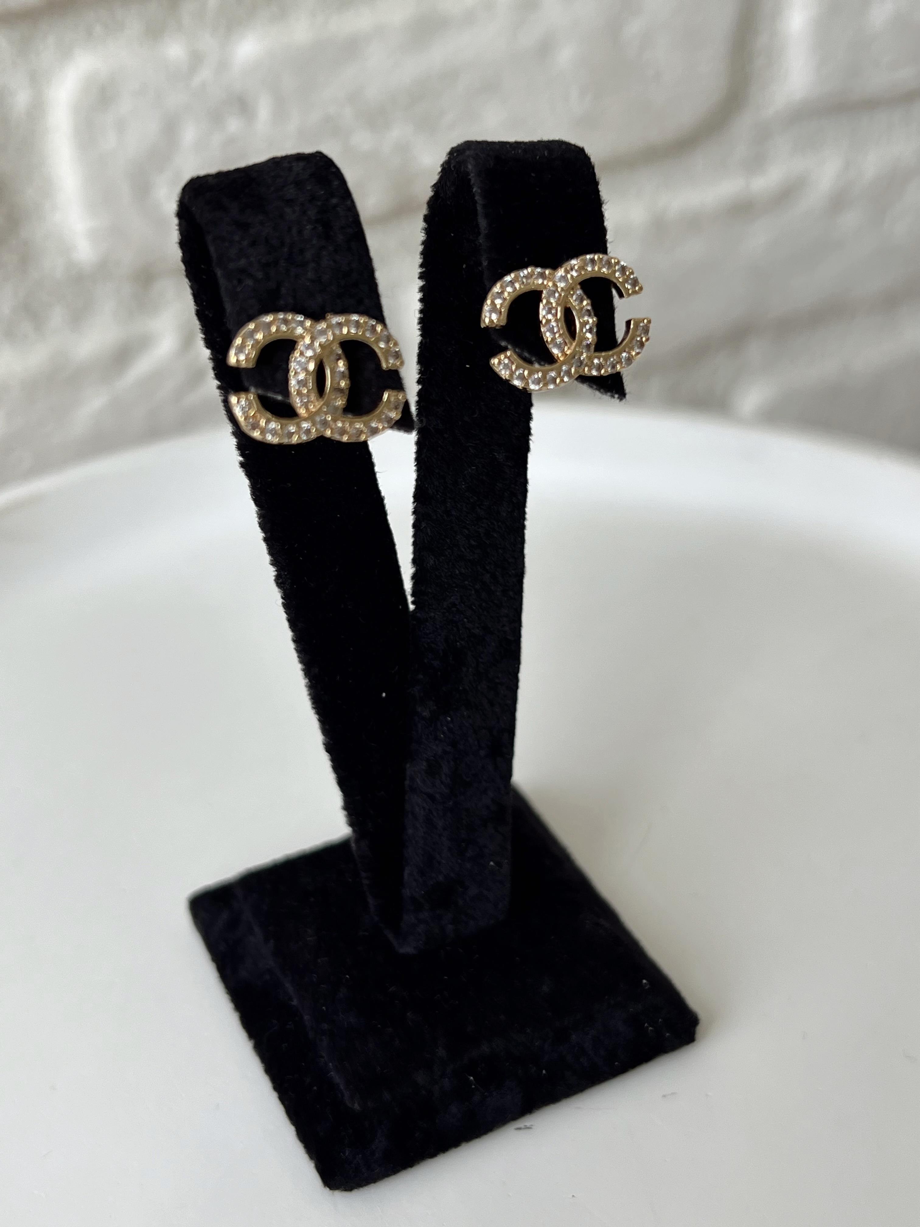 Chanel Tasarım Küpe GOLD