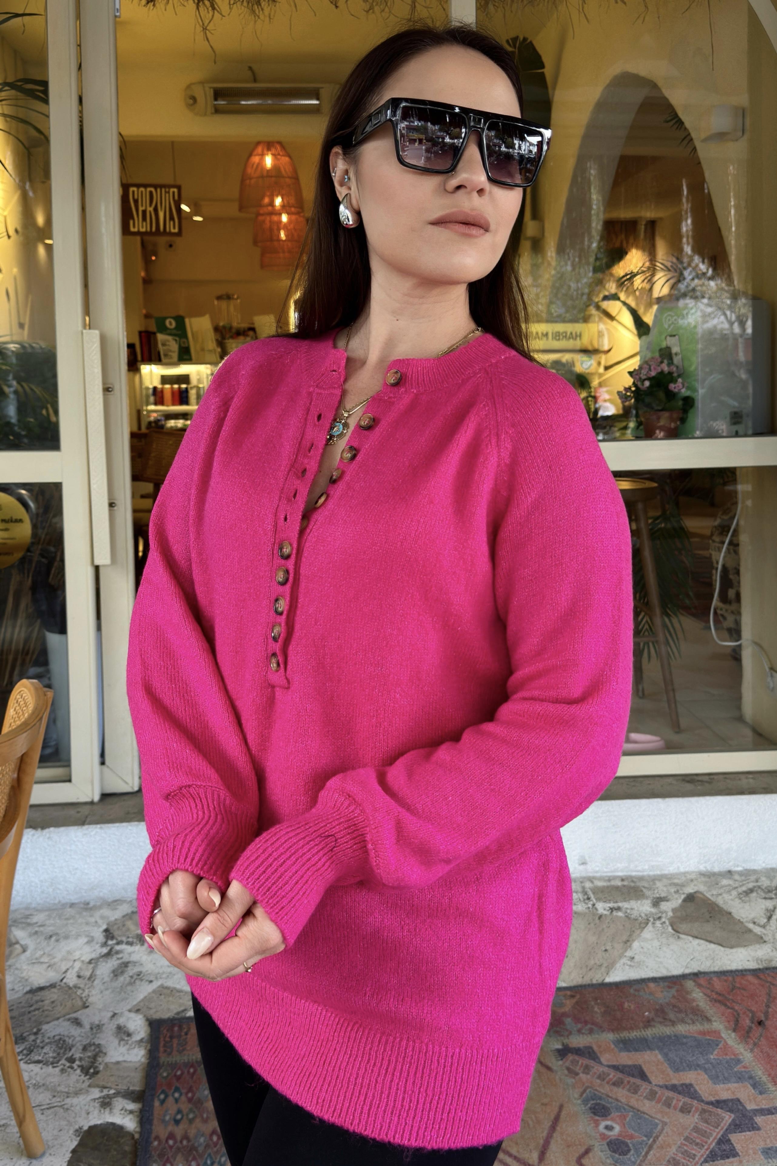 Düğme Detaylı Yumoş Kazak FUSYA