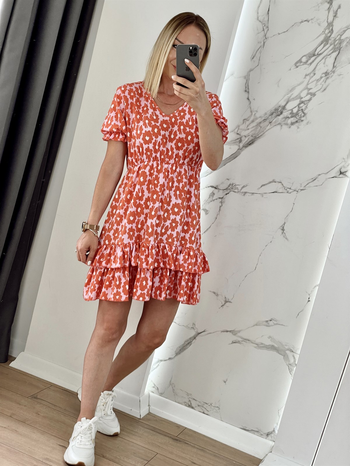 Eteği Fırfırlı Çiçekli Elbise 