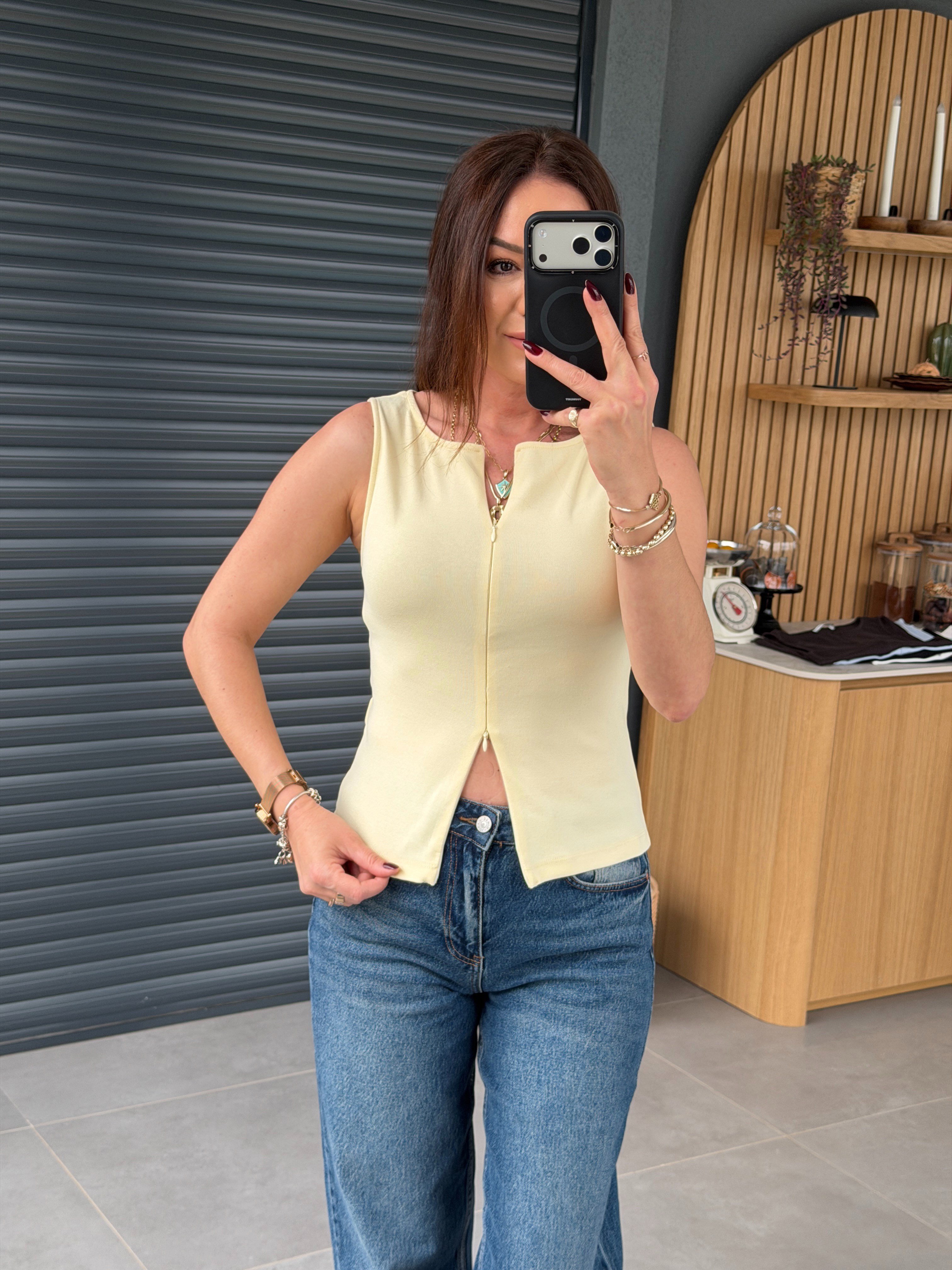 Fermuarlı Kolsuz Body SARI