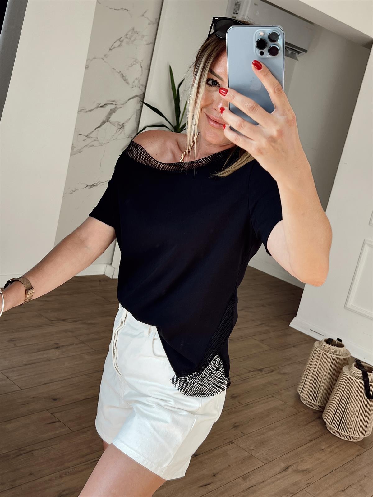 File Detaylı Tshirt SİYAH