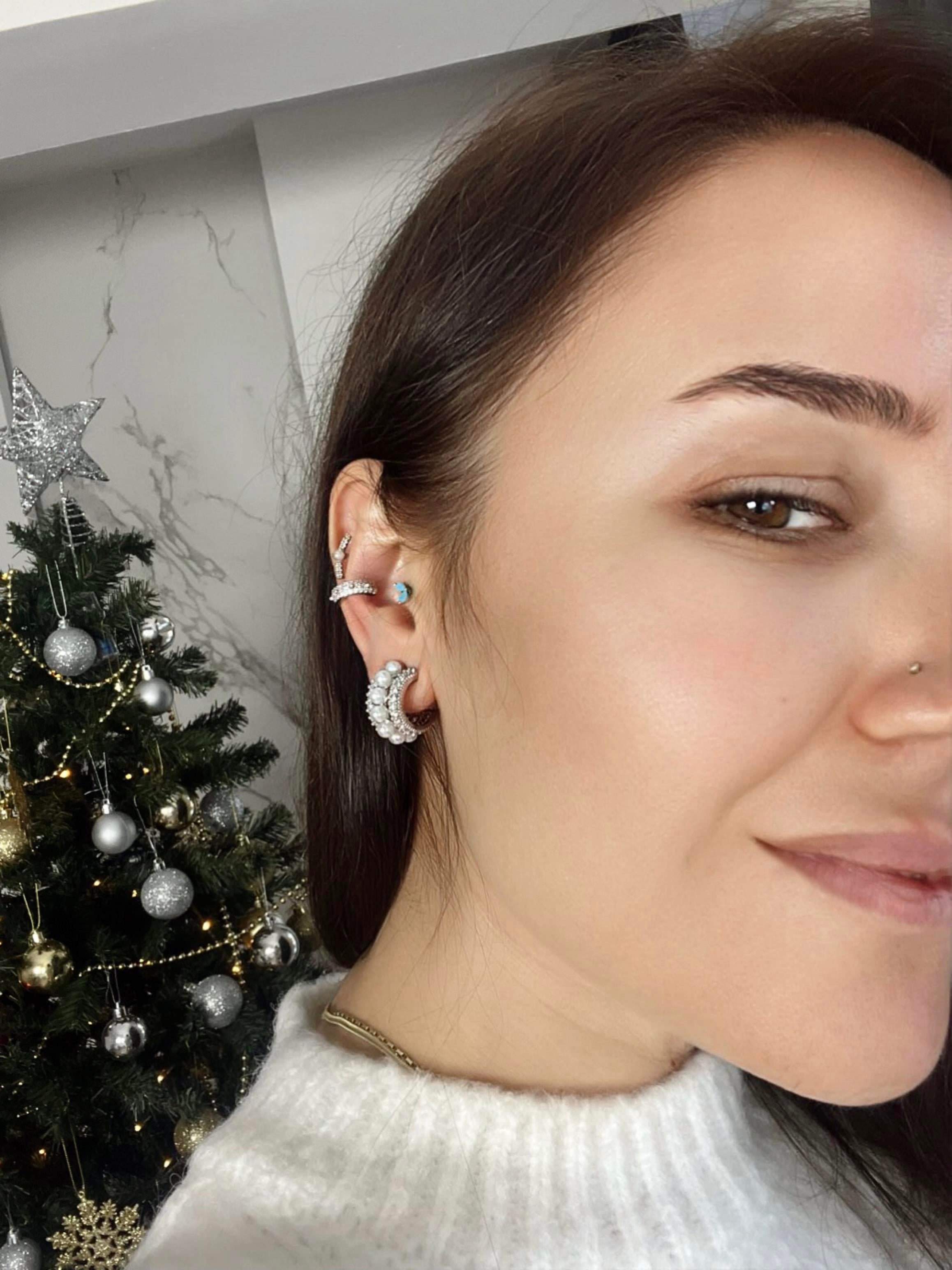 Halka Model İncili Zirkon Taşlı Küpe GÜMÜŞ