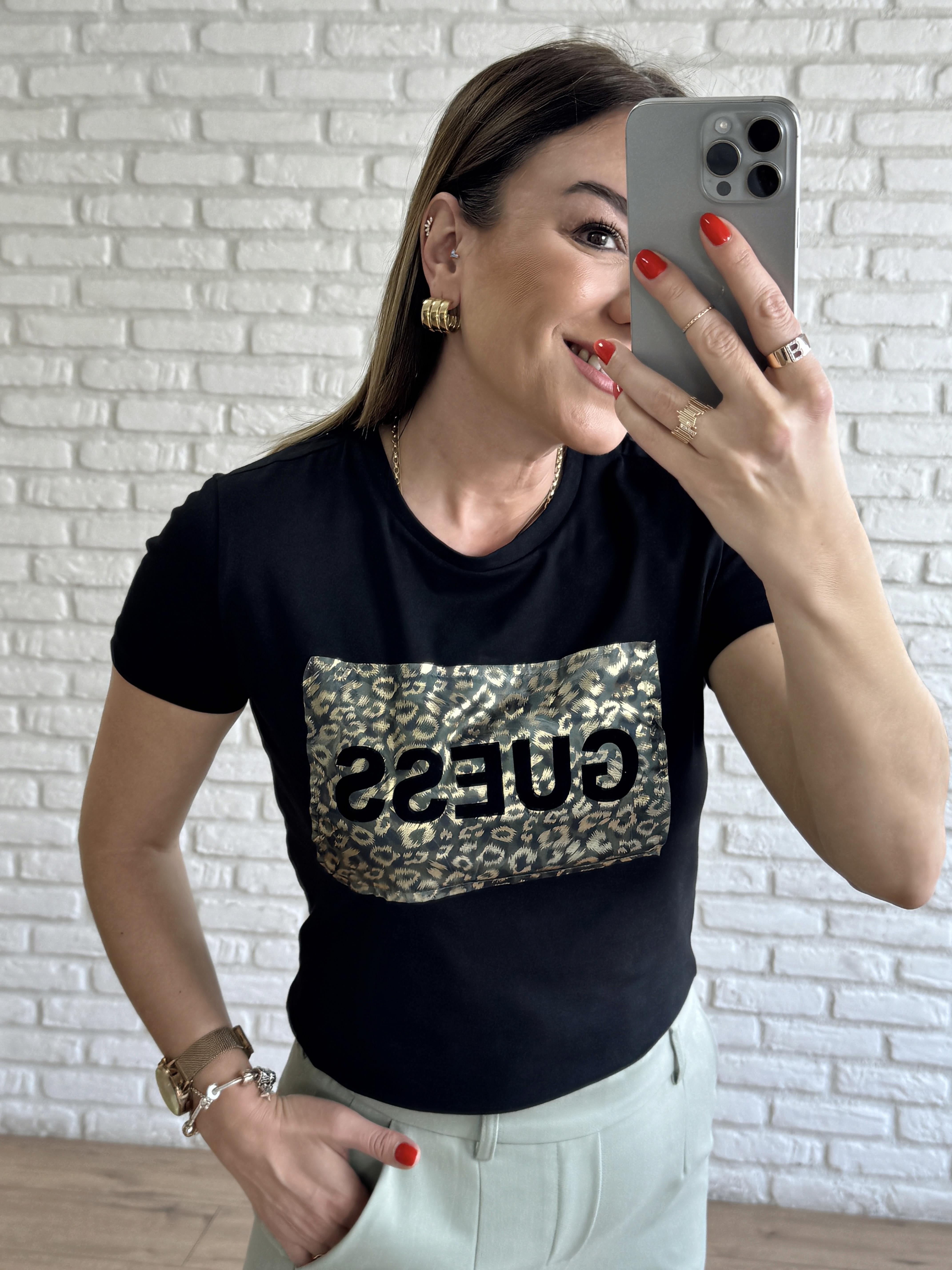 Kadife Yazılı Yaldızlı Tshirt SİYAH