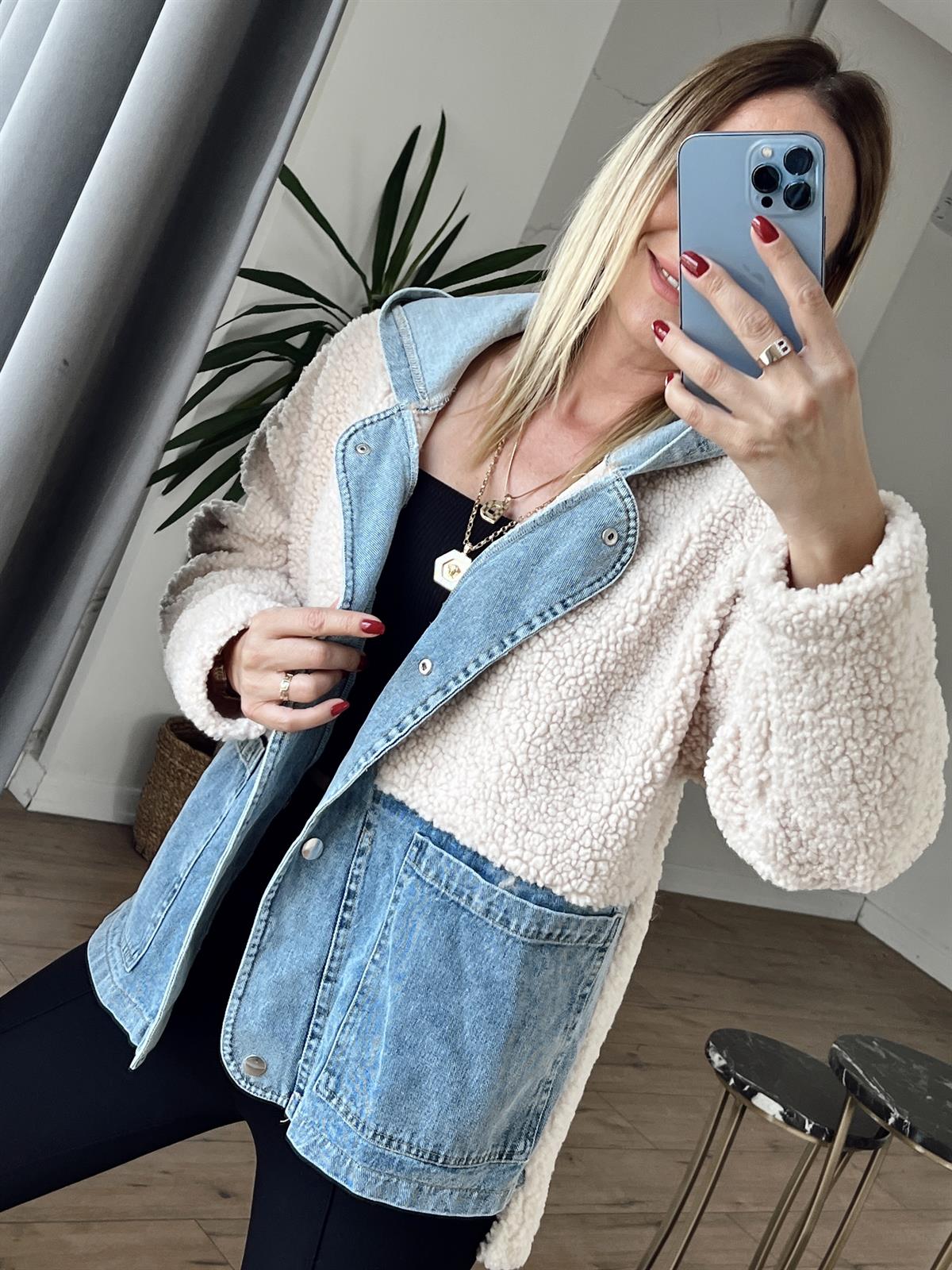 Kapüşonlu Kot Detaylı Peluş Mont EKRU