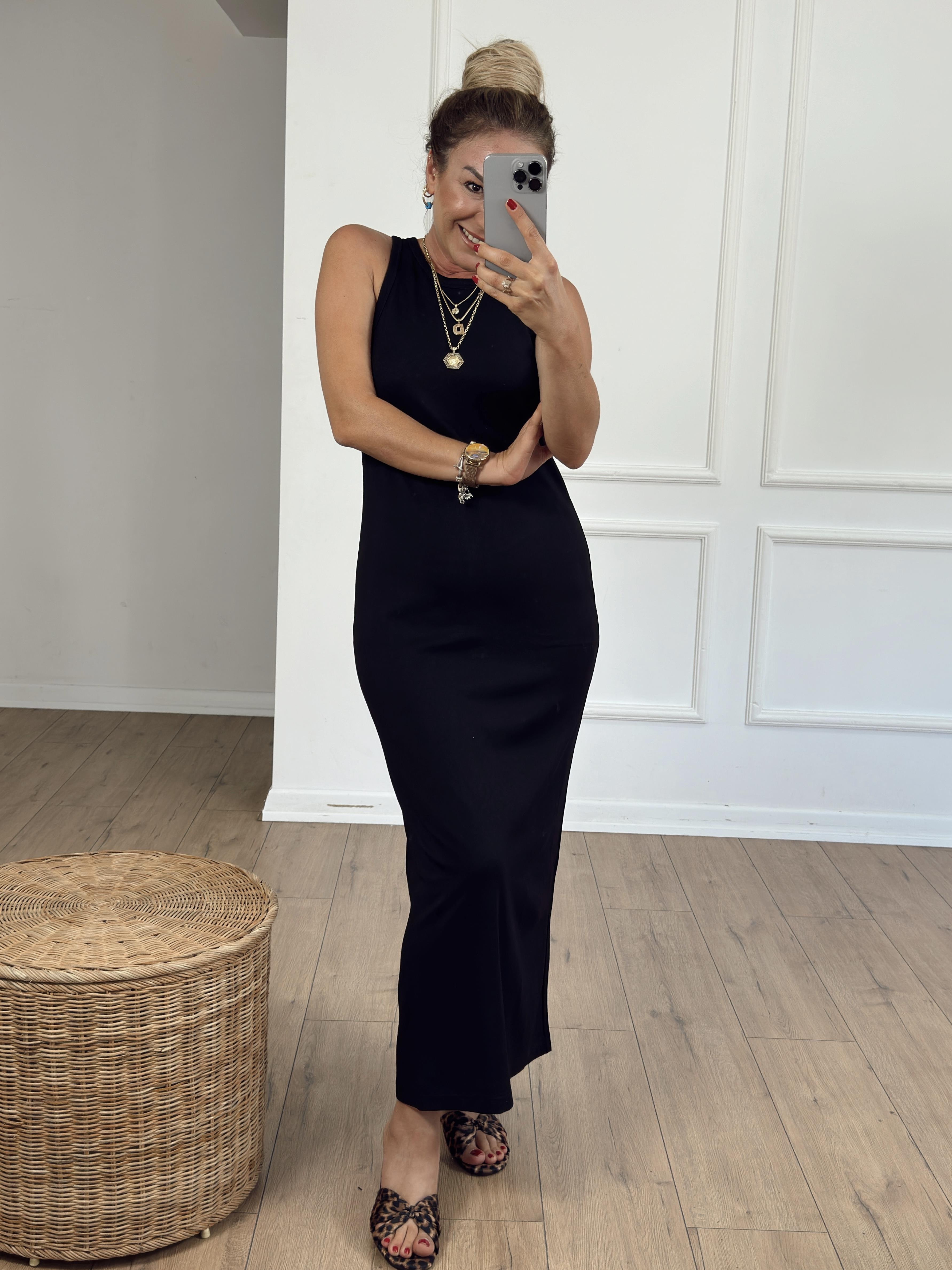 Kolsuz Arka Yırtmaçlı Basic Elbise SİYAH